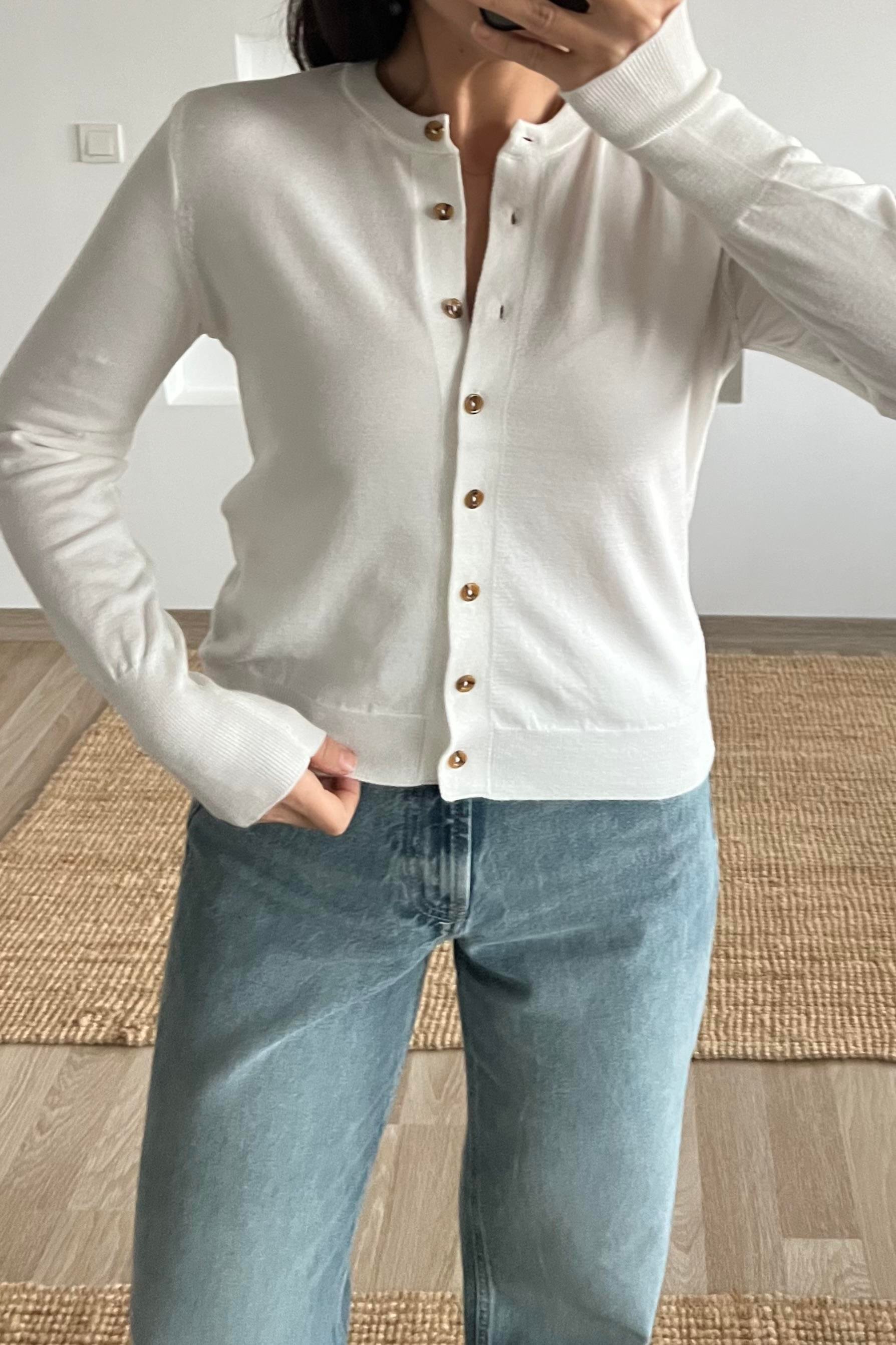 Md Ekru Yumuşak Dokulu Hırka uygun fiyatlarda www.butikhola.com adresinde