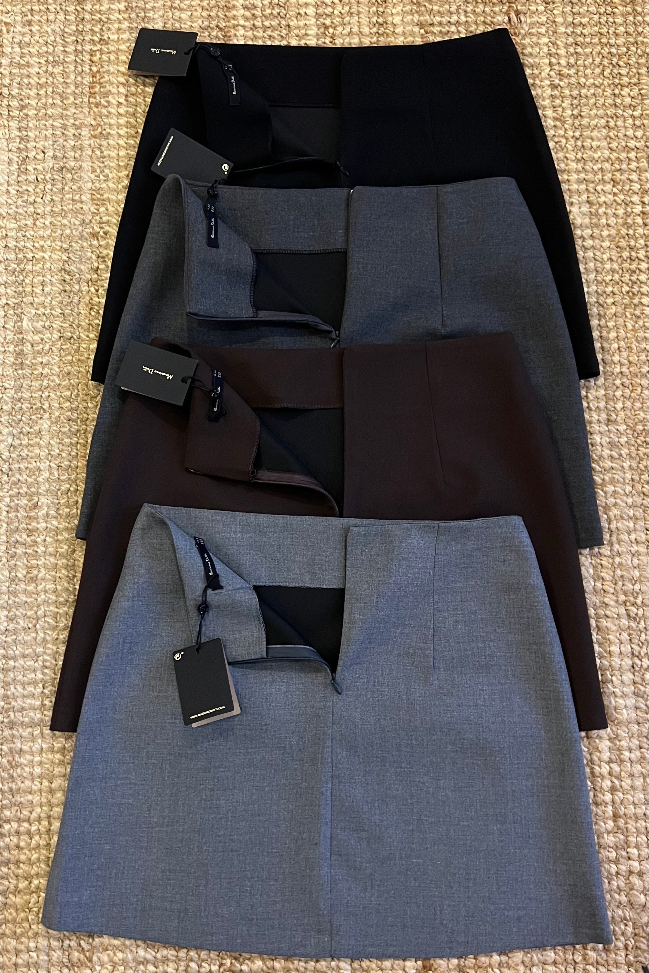 MD Gri Mini Etek  uygun fiyatlarda www.butikhola.com adresinde