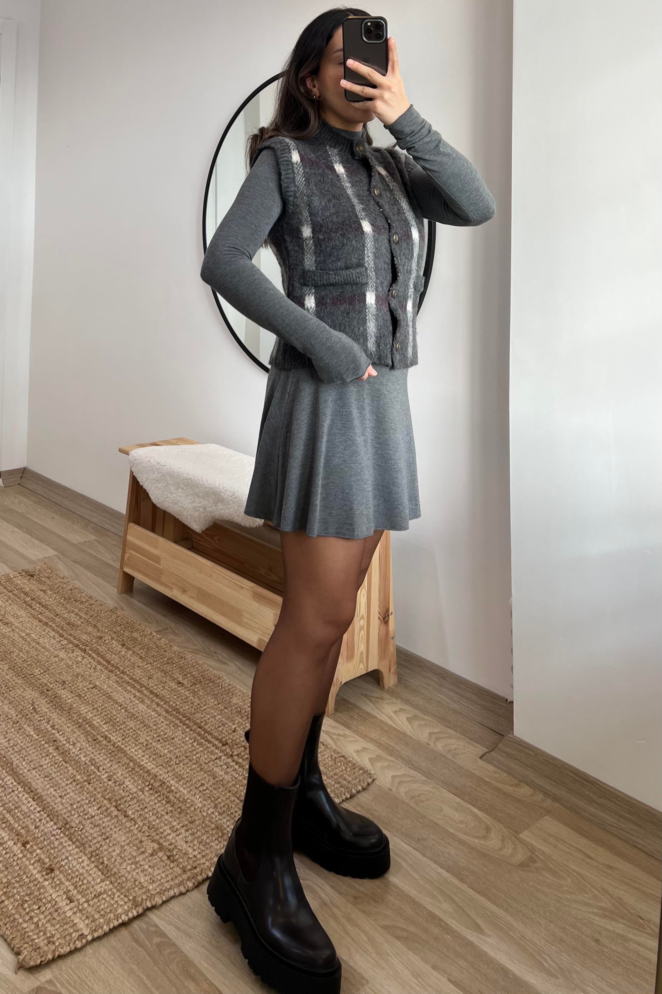 MD Gri Yumoş Yelek uygun fiyatlarda www.butikhola.com adresinde
