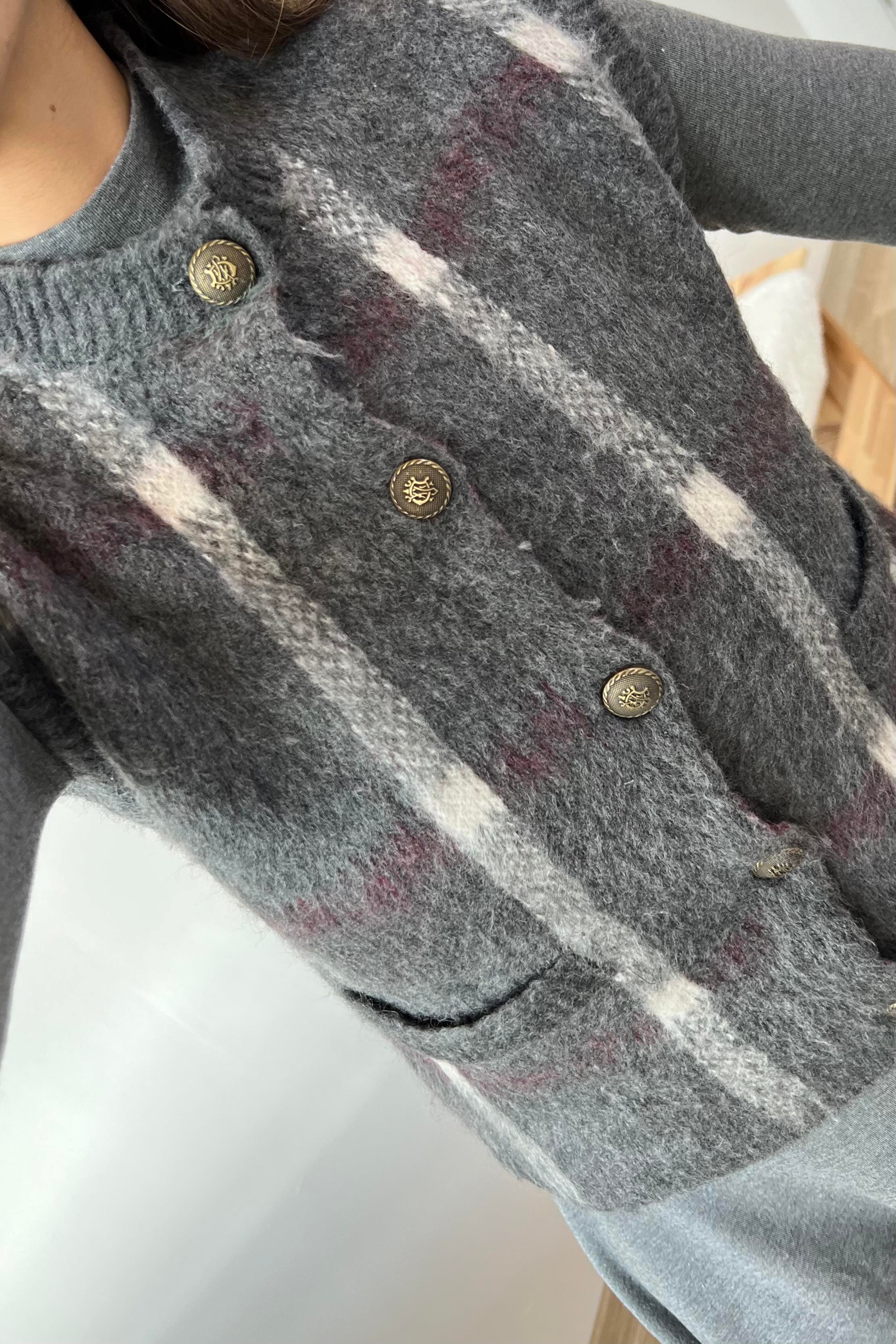 MD Gri Yumoş Yelek uygun fiyatlarda www.butikhola.com adresinde