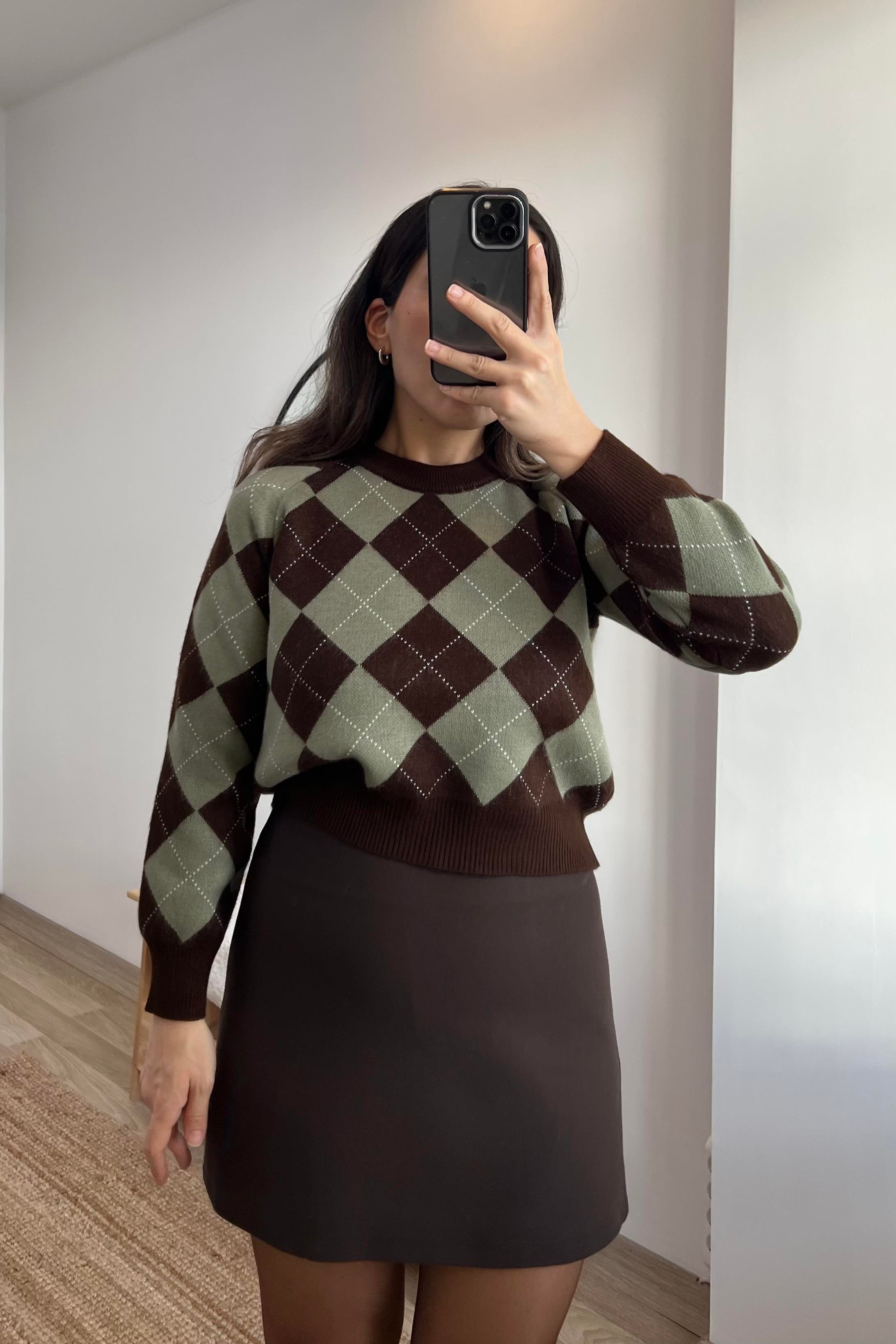 MD Kahve Yeşil Baklava Desenli Kazak uygun fiyatlarda www.butikhola.com adresinde