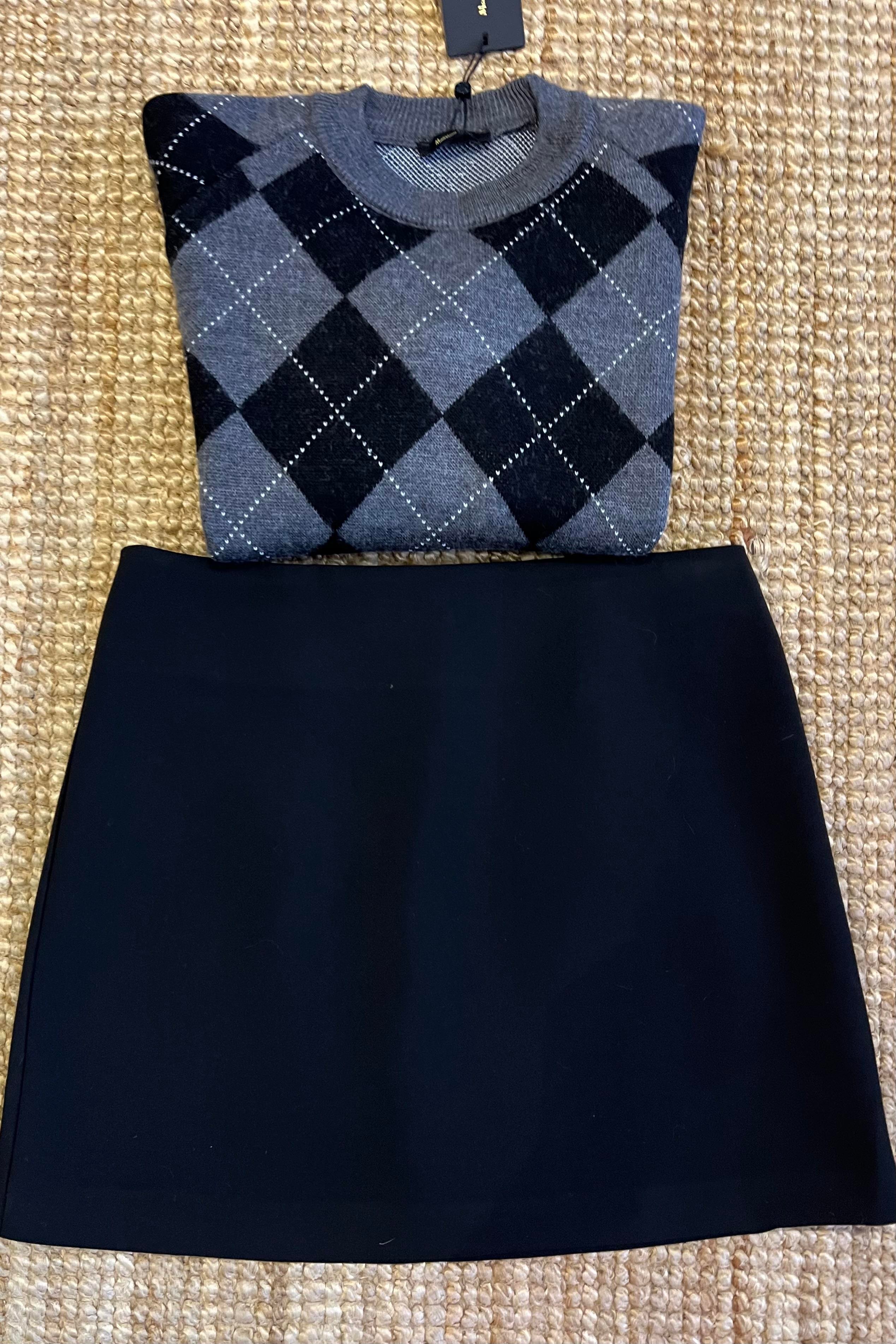MD Siyah Mini Etek  uygun fiyatlarda www.butikhola.com adresinde
