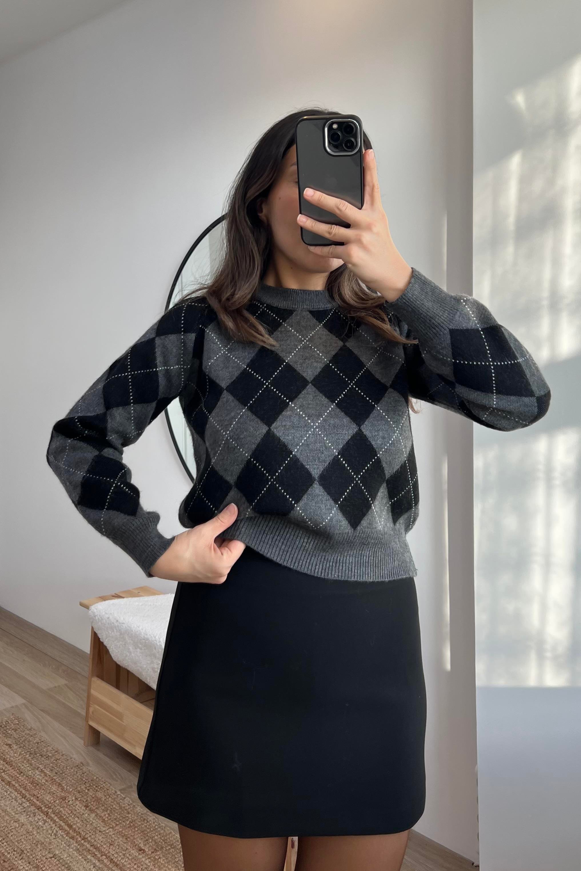 MD Siyah Mini Etek  uygun fiyatlarda www.butikhola.com adresinde
