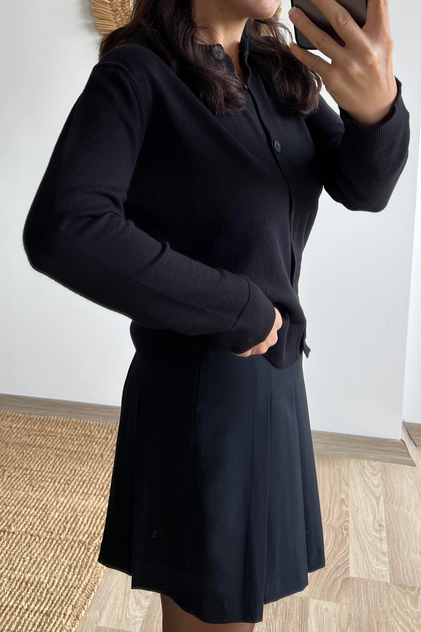 Md Siyah Yumuşak Dokulu Hırka  uygun fiyatlarda www.butikhola.com adresinde