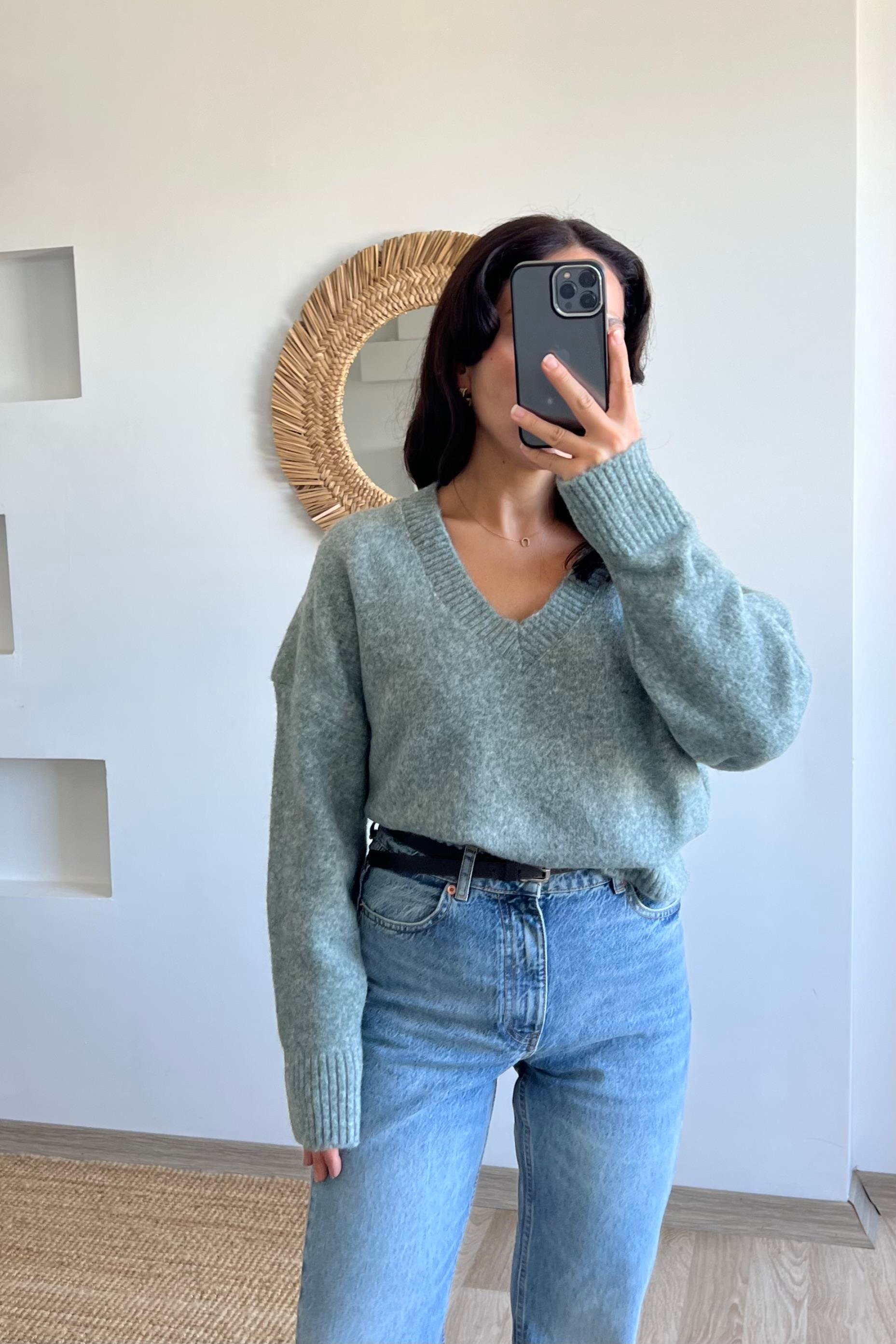 Mint V Yaka Soft Triko Kazak uygun fiyatlarda www.butikhola.com adresinde