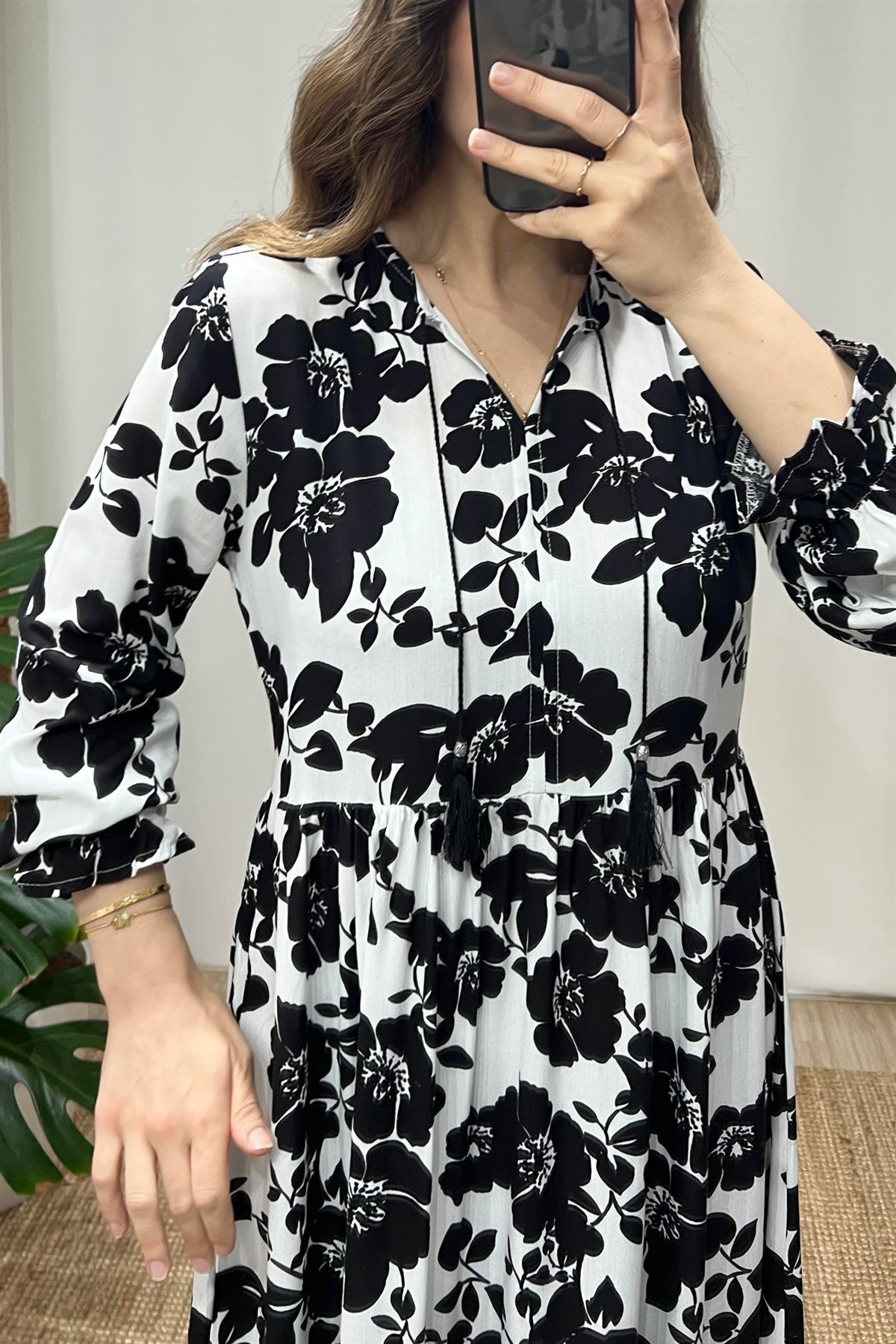 Mng Floral Maksi Elbise uygun fiyatlarda www.butikhola.com adresinde