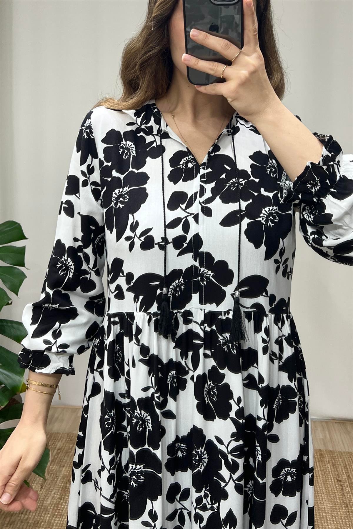 Mng Floral Maksi Elbise uygun fiyatlarda www.butikhola.com adresinde