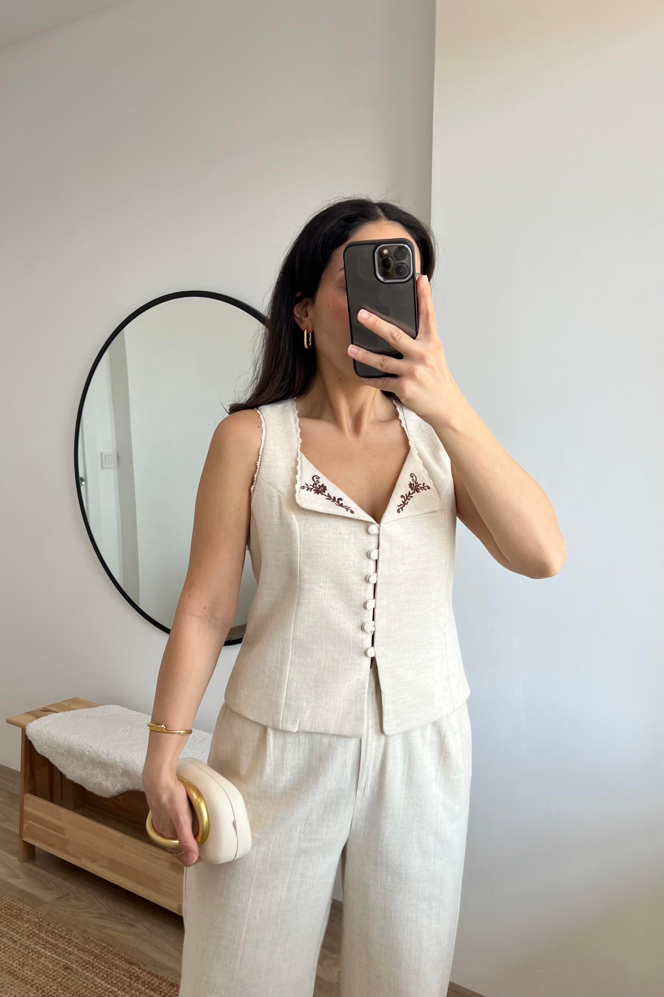 Natural Nakışlı Yelek Pantolon Takım uygun fiyatlarda www.butikhola.com adresinde