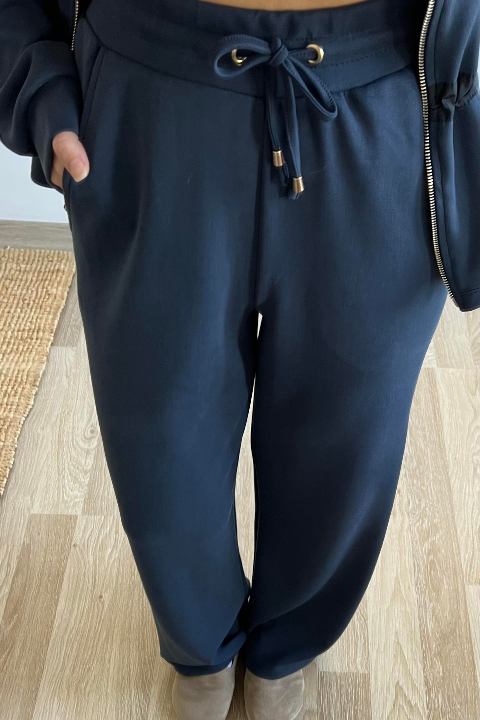 Nw Lacivert Premium Takım uygun fiyatlarda www.butikhola.com adresinde