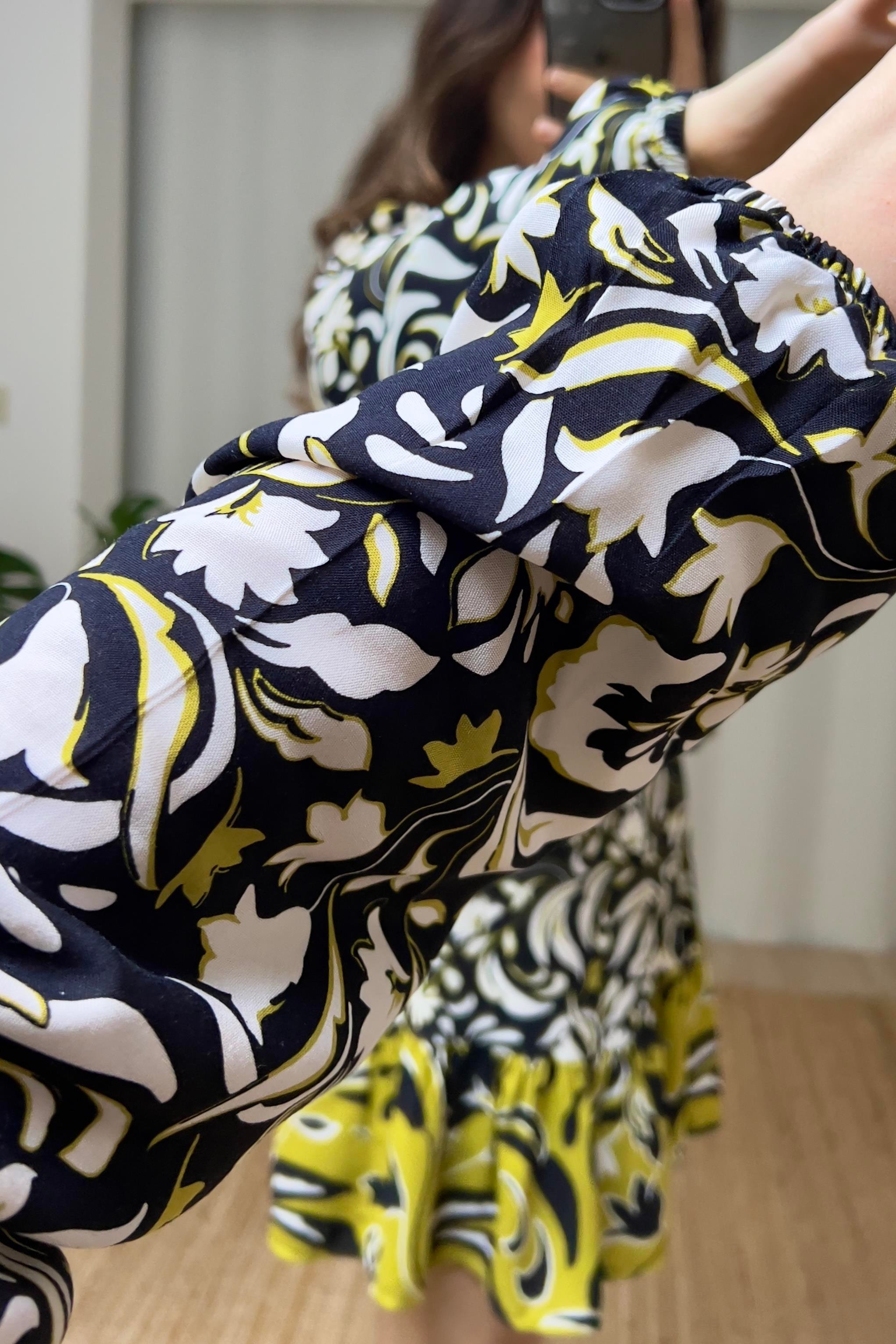 Orj Marka Çiçek Desenli Kuşaklı Viskoz Elbise uygun fiyatlarda www.butikhola.com adresinde