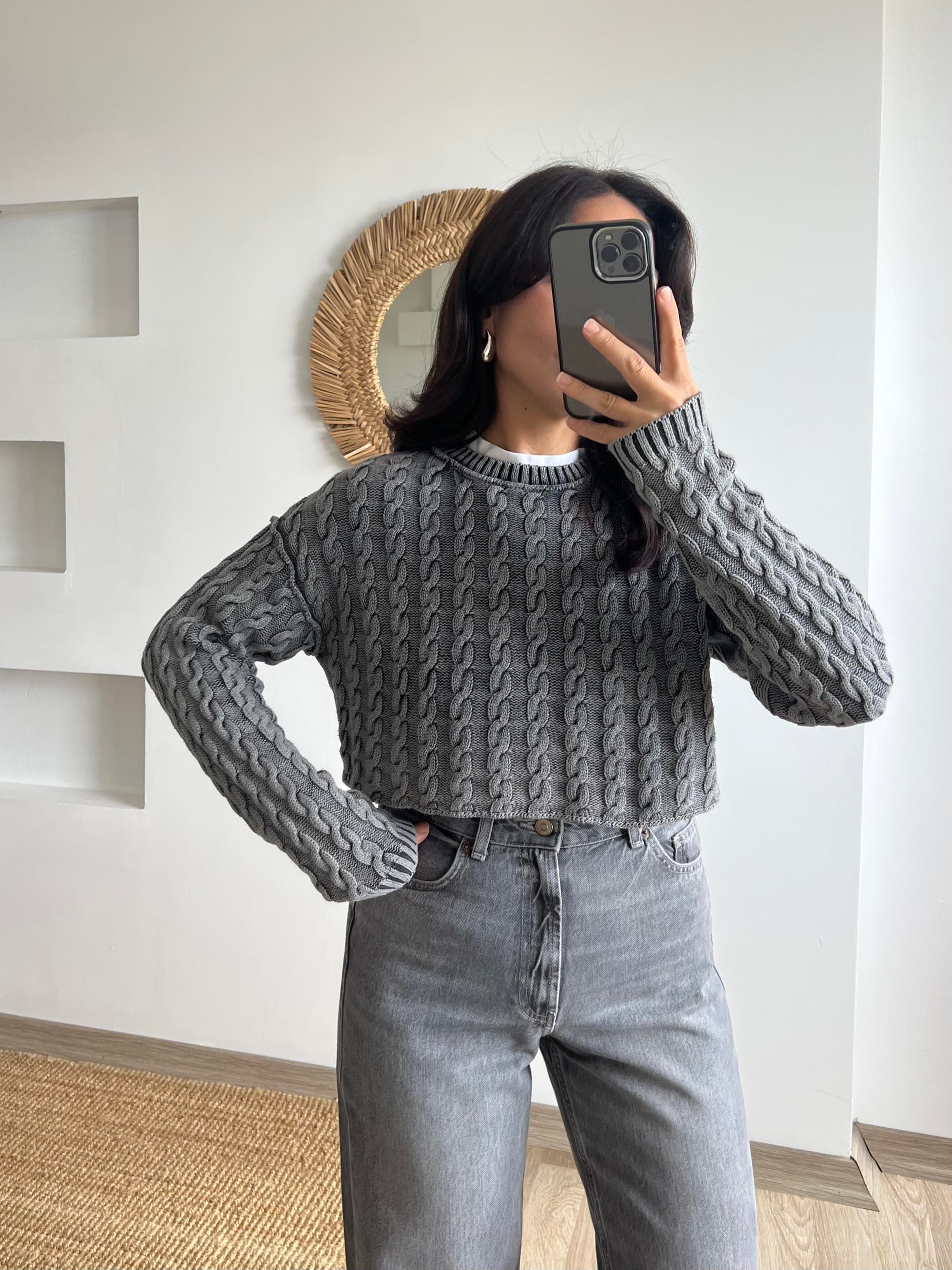Orj Marka Gri Yıkamalı Saç Örgülü Crop Triko uygun fiyatlarda www.butikhola.com adresinde