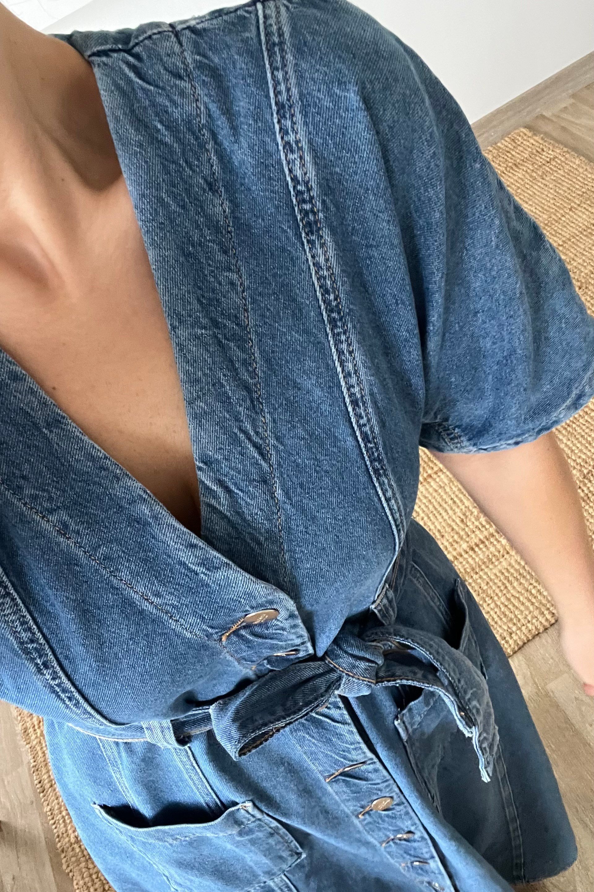Orjinal Marka Önü Düğmeli Kot Elbise uygun fiyatlarda www.butikhola.com adresinde