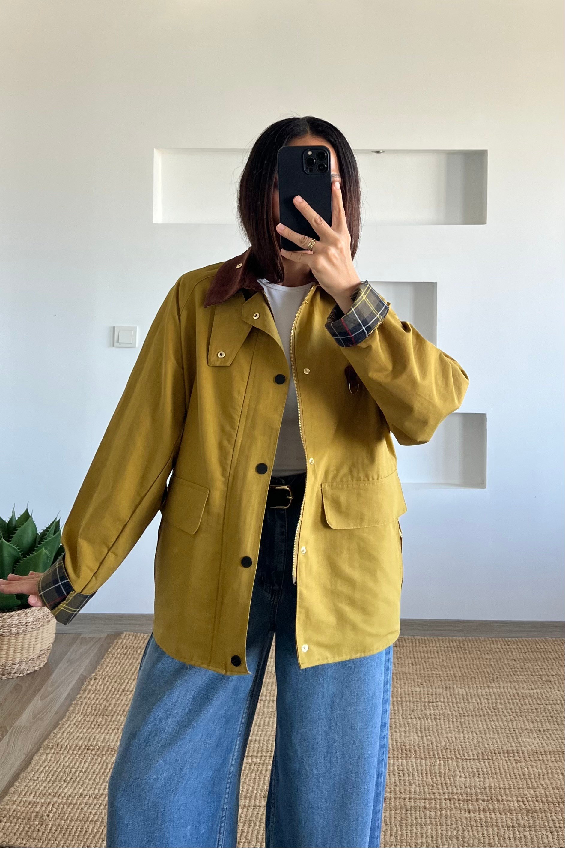 Orjinal Model Premium Kalite Yağ Yeşili Mevsimlik Mont uygun fiyatlarda www.butikhola.com adresinde