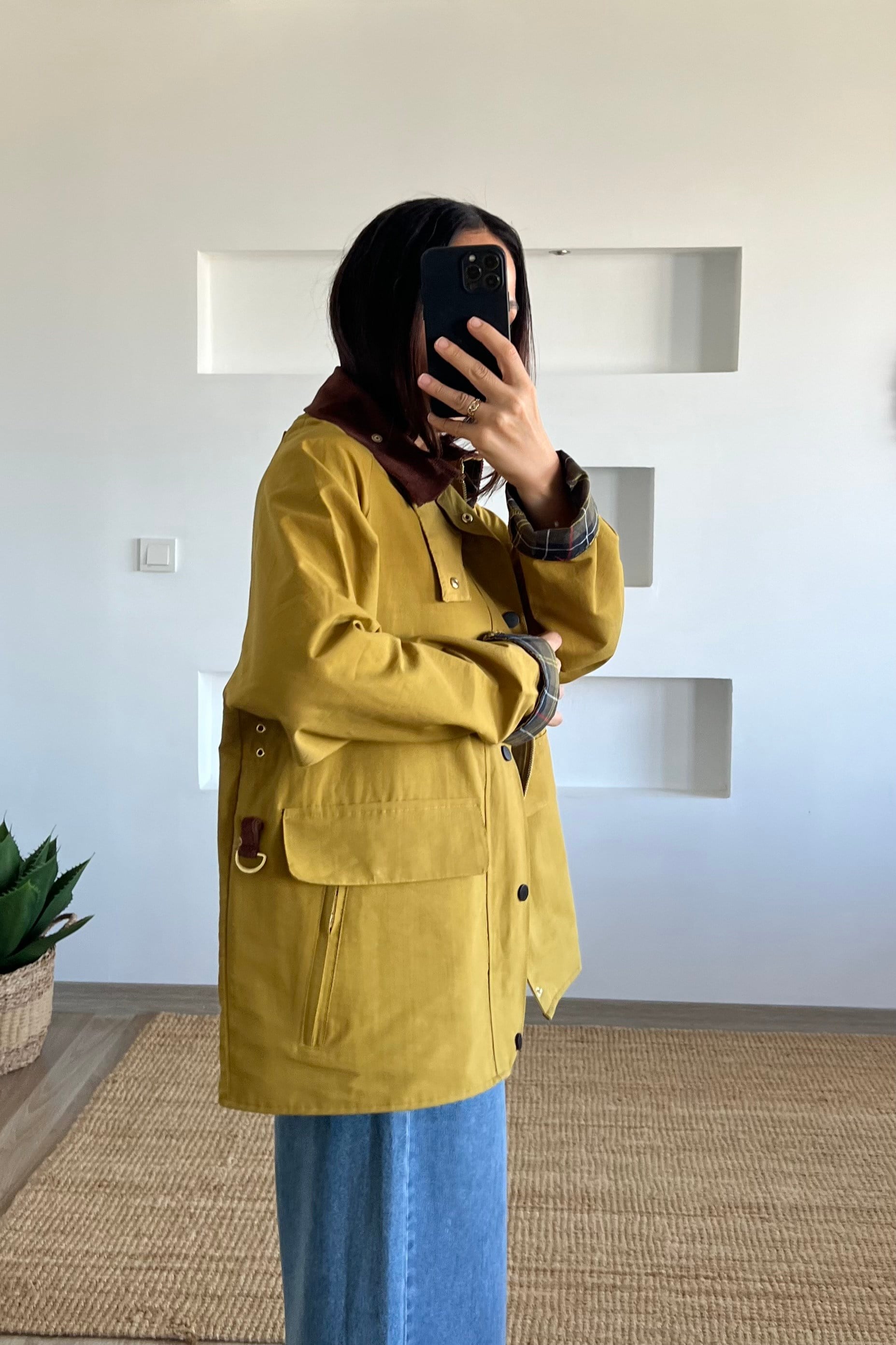Orjinal Model Premium Kalite Yağ Yeşili Mevsimlik Mont uygun fiyatlarda www.butikhola.com adresinde