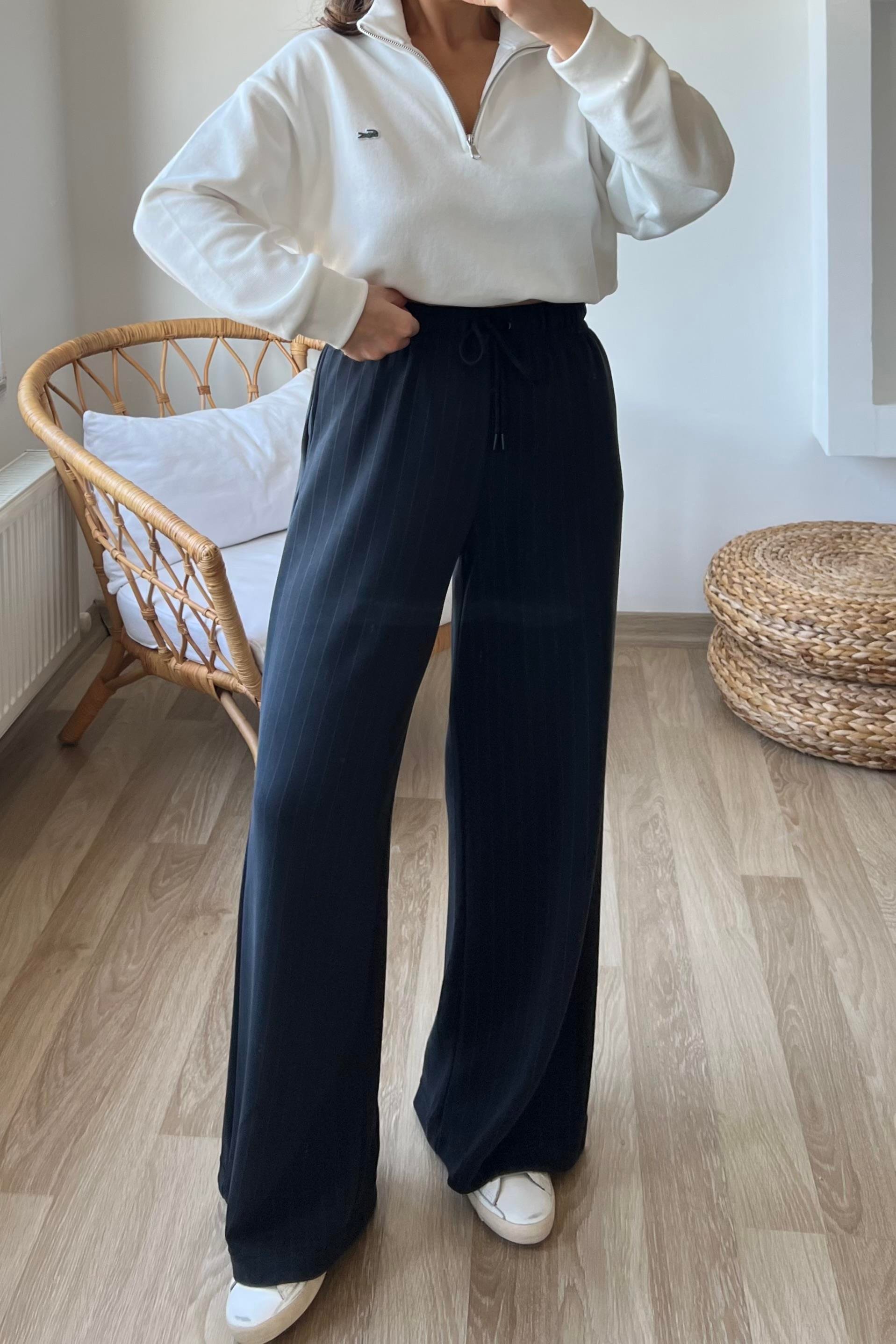 Oys Çizgili Cep Detaylı Rahat Modal Pantolon uygun fiyatlarda www.butikhola.com adresinde