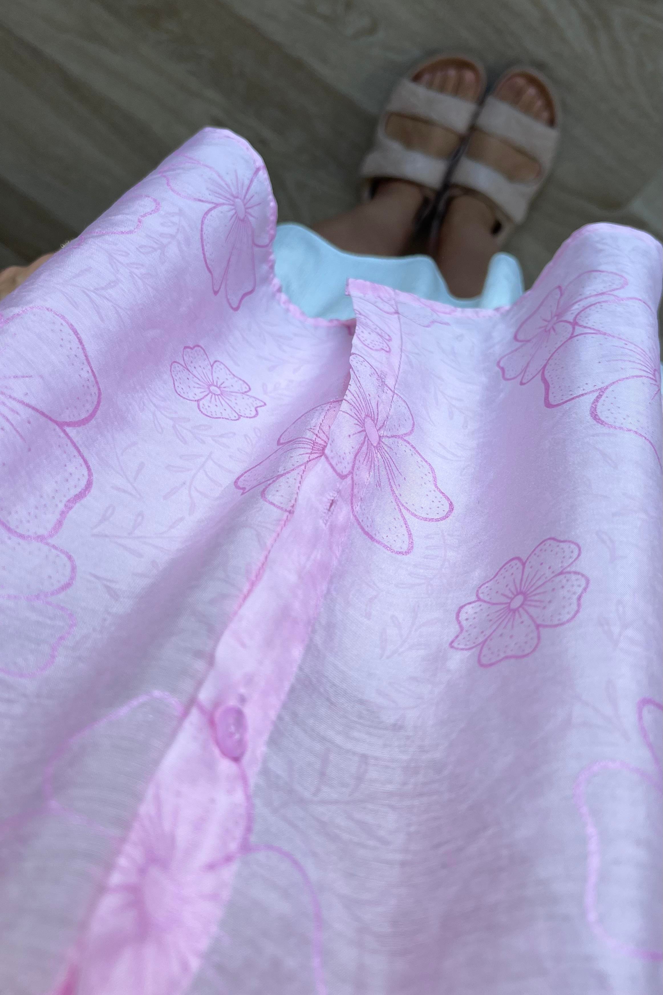 Pembe Çiçek Desenli Oversize Gömlek uygun fiyatlarda www.butikhola.com adresinde