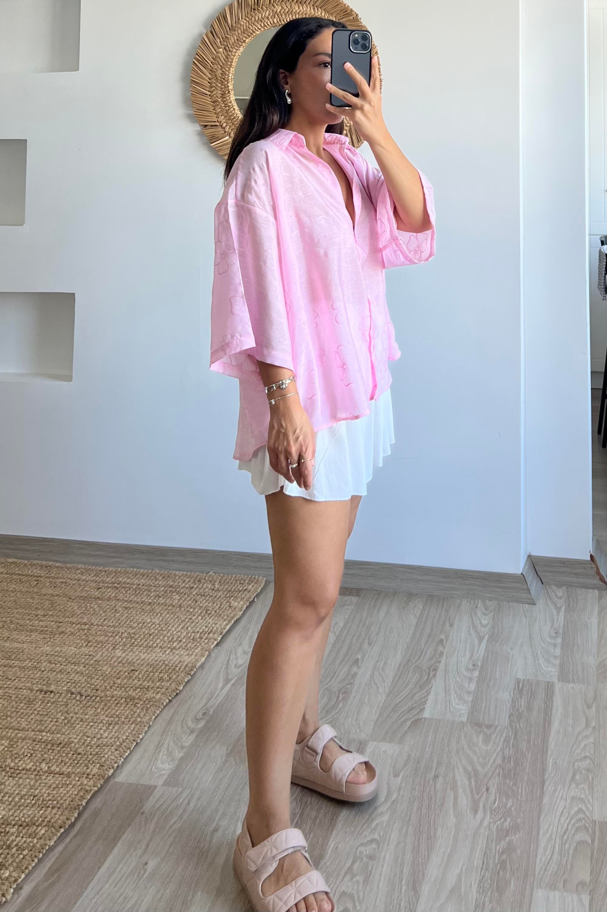 Pembe Çiçek Desenli Oversize Gömlek uygun fiyatlarda www.butikhola.com adresinde