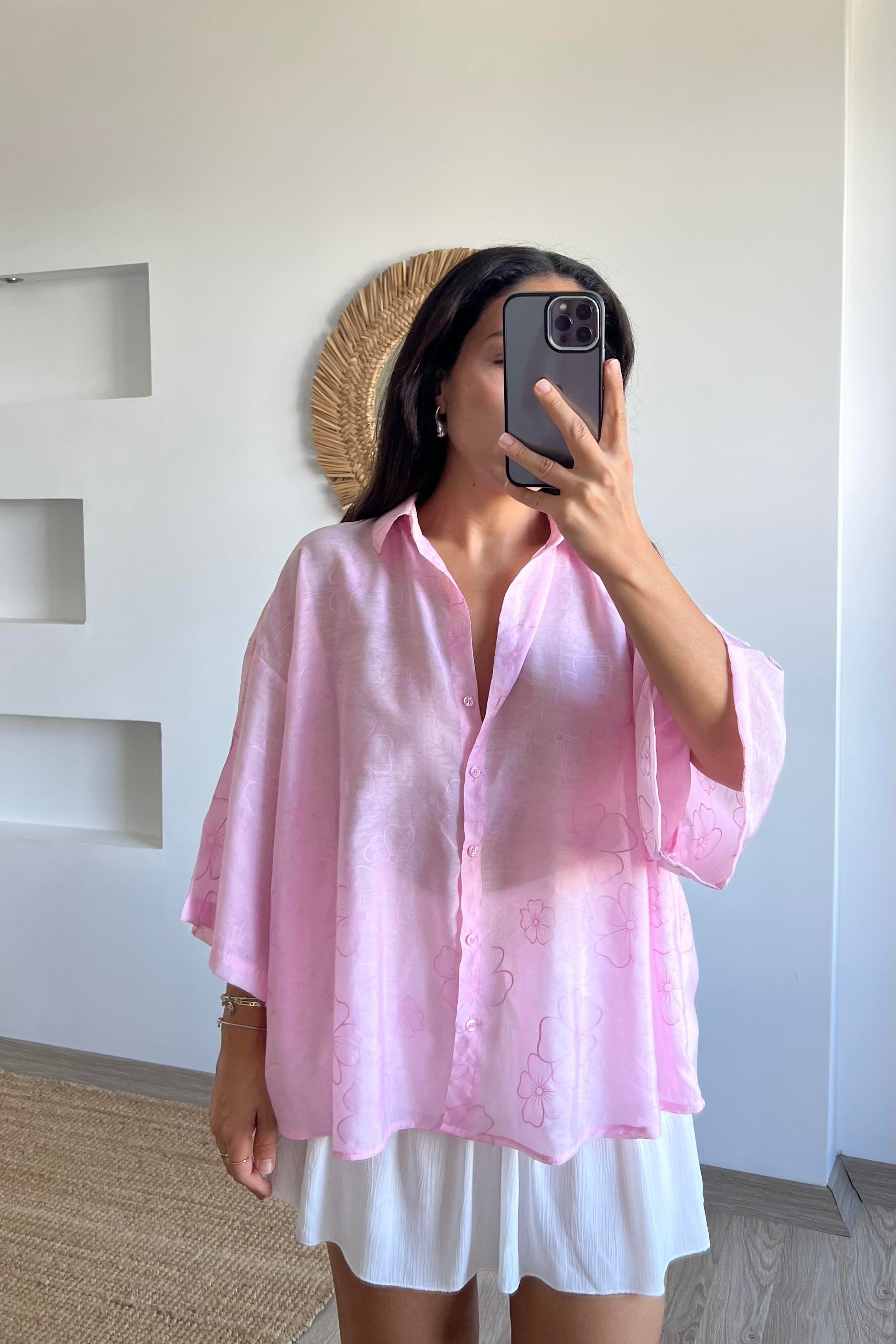 Pembe Çiçek Desenli Oversize Gömlek uygun fiyatlarda www.butikhola.com adresinde