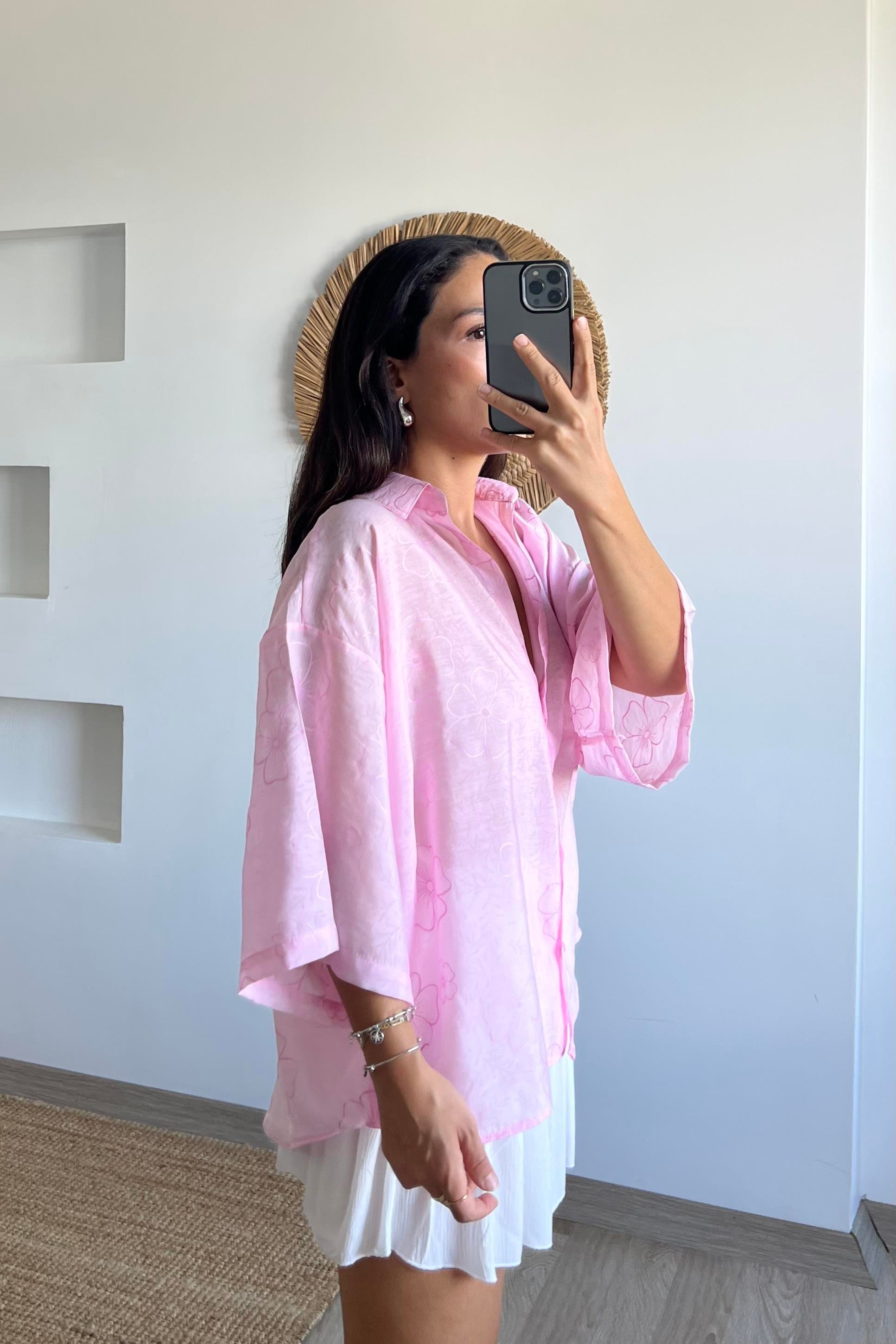 Pembe Çiçek Desenli Oversize Gömlek uygun fiyatlarda www.butikhola.com adresinde