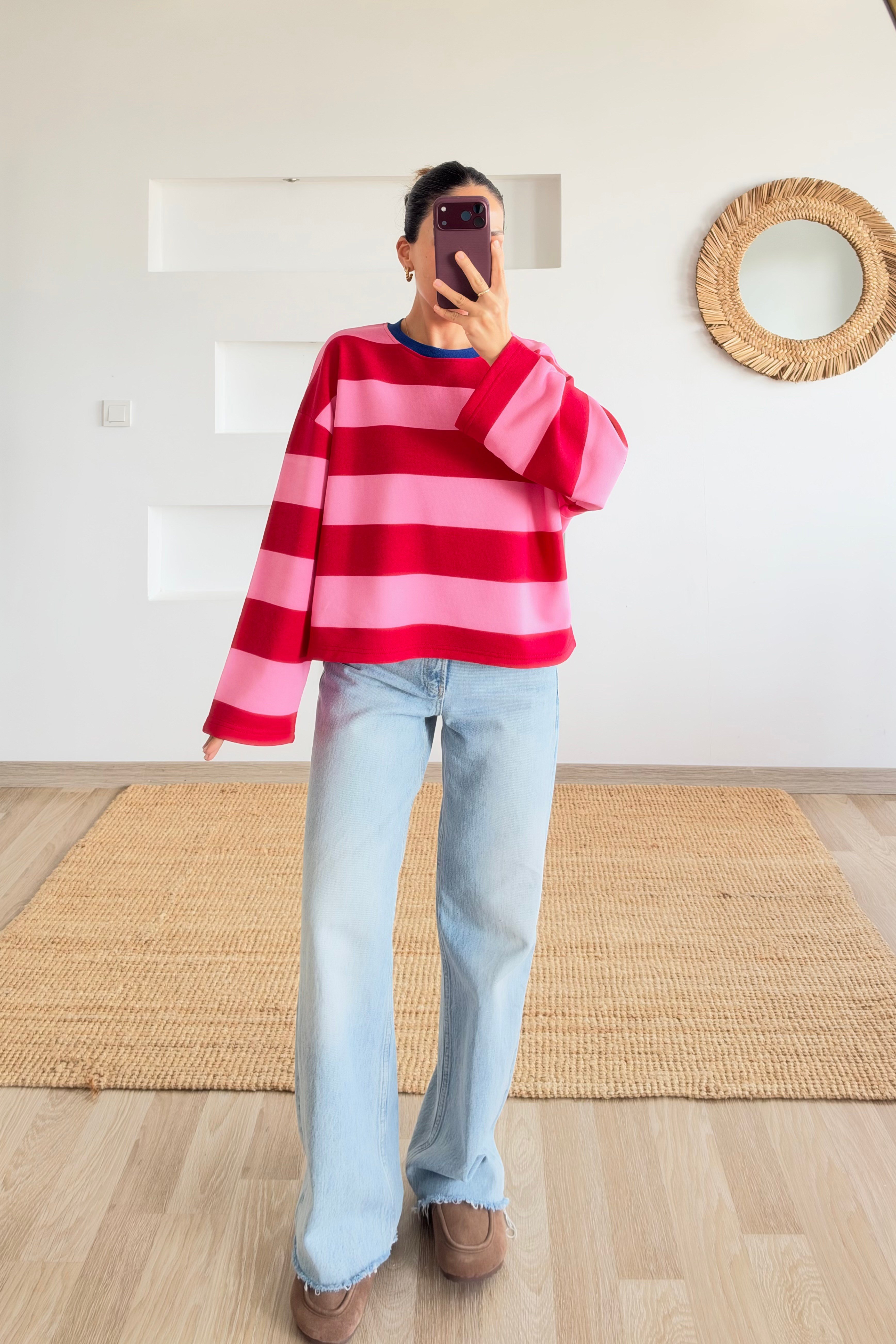 Pembe Kontrast Biyeli Çizgili Sweatshirt uygun fiyatlarda www.butikhola.com adresinde