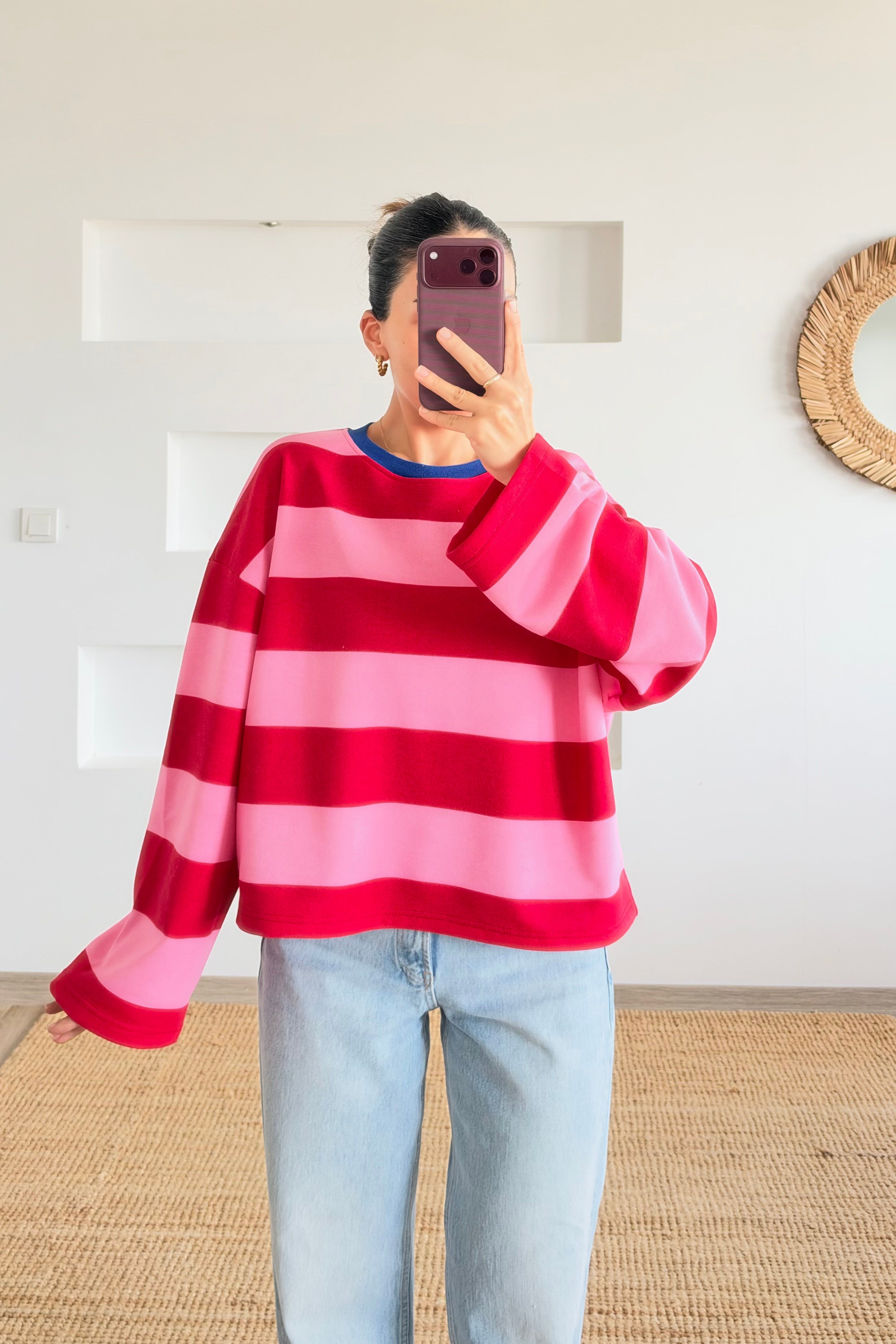 Pembe Kontrast Biyeli Çizgili Sweatshirt uygun fiyatlarda www.butikhola.com adresinde