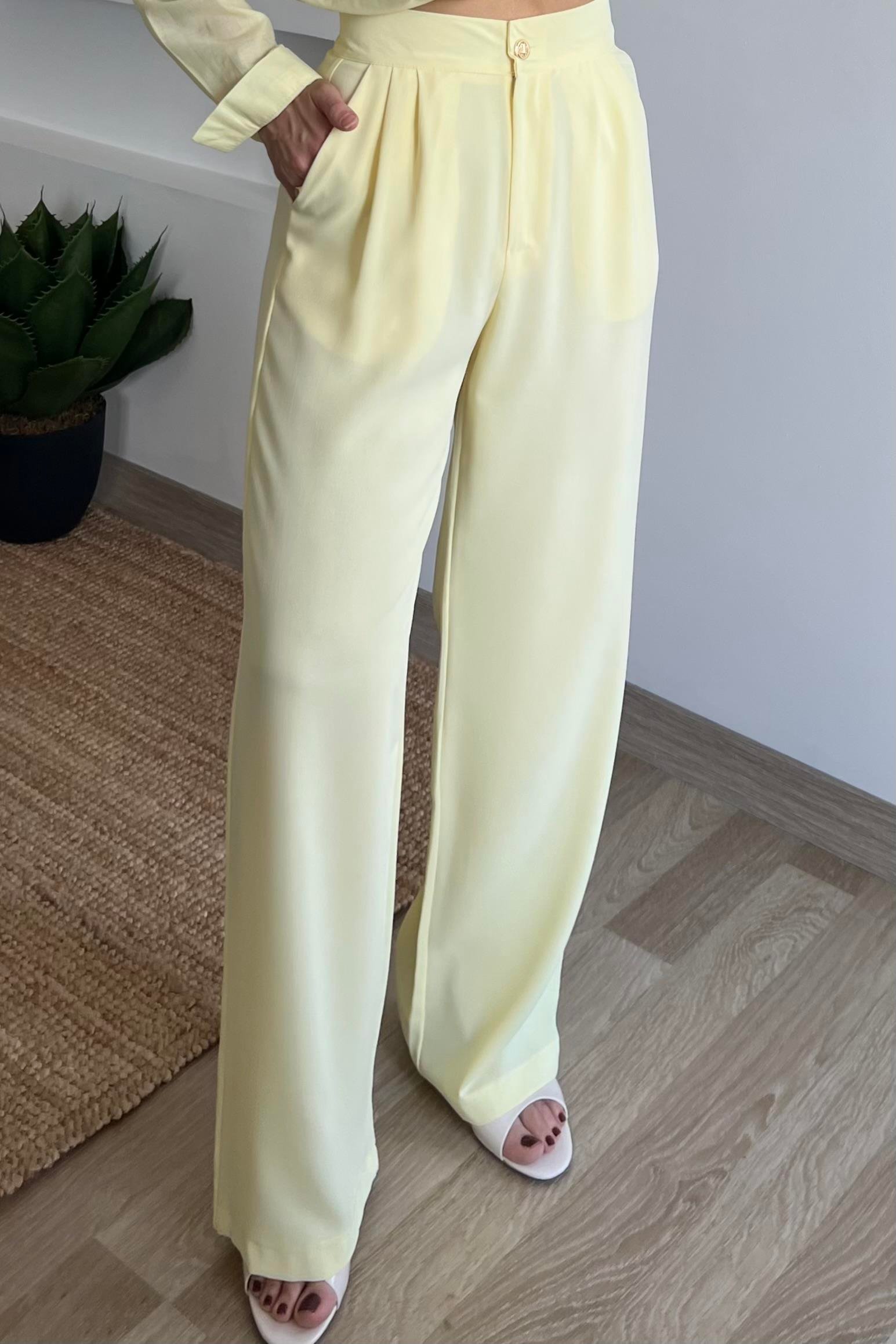 Sarı Gold Düğmeli Pantolon uygun fiyatlarda www.butikhola.com adresinde
