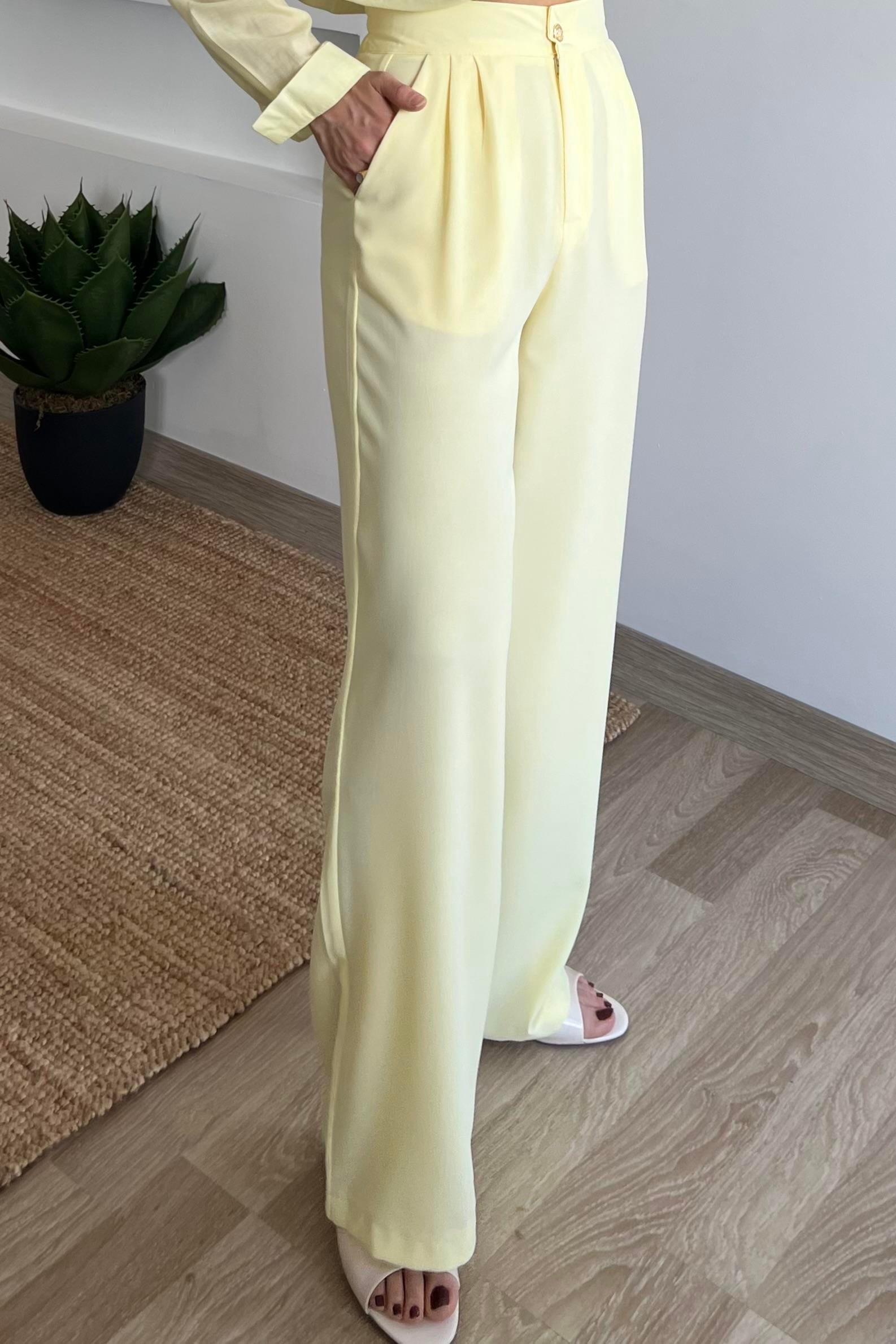Sarı Gold Düğmeli Pantolon uygun fiyatlarda www.butikhola.com adresinde