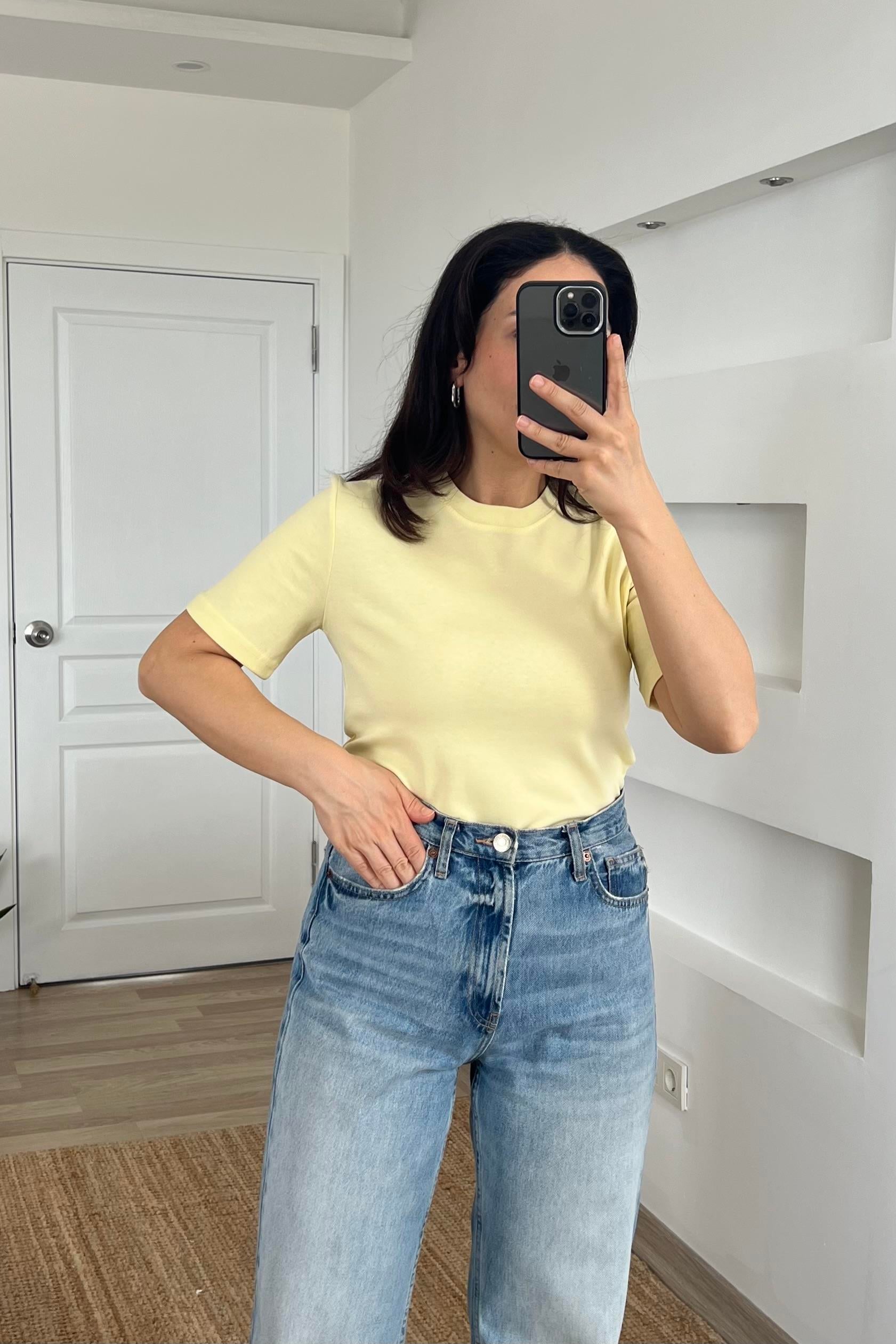 Sarı Organik Pamuklu Basic Tshirt uygun fiyatlarda www.butikhola.com adresinde