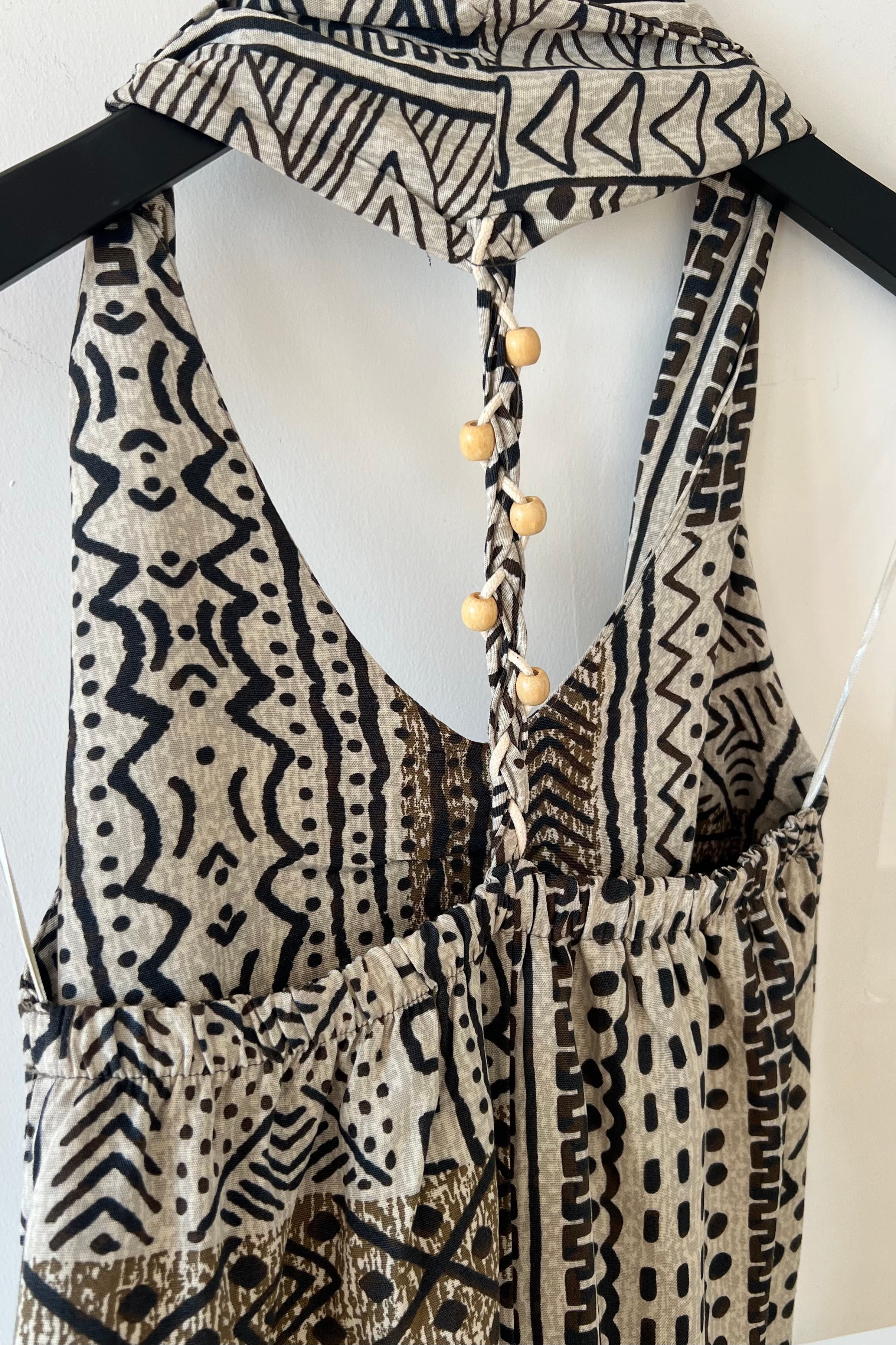 Sırtı Saç Örgü Detaylı Bohem Elbise uygun fiyatlarda www.butikhola.com adresinde