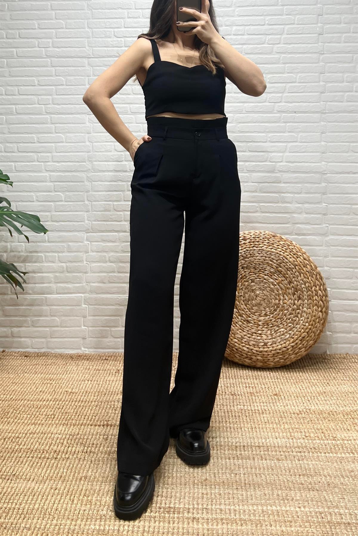 Siyah Askılı Büstiyer Pantolon Takım uygun fiyatlarda www.butikhola.com adresinde