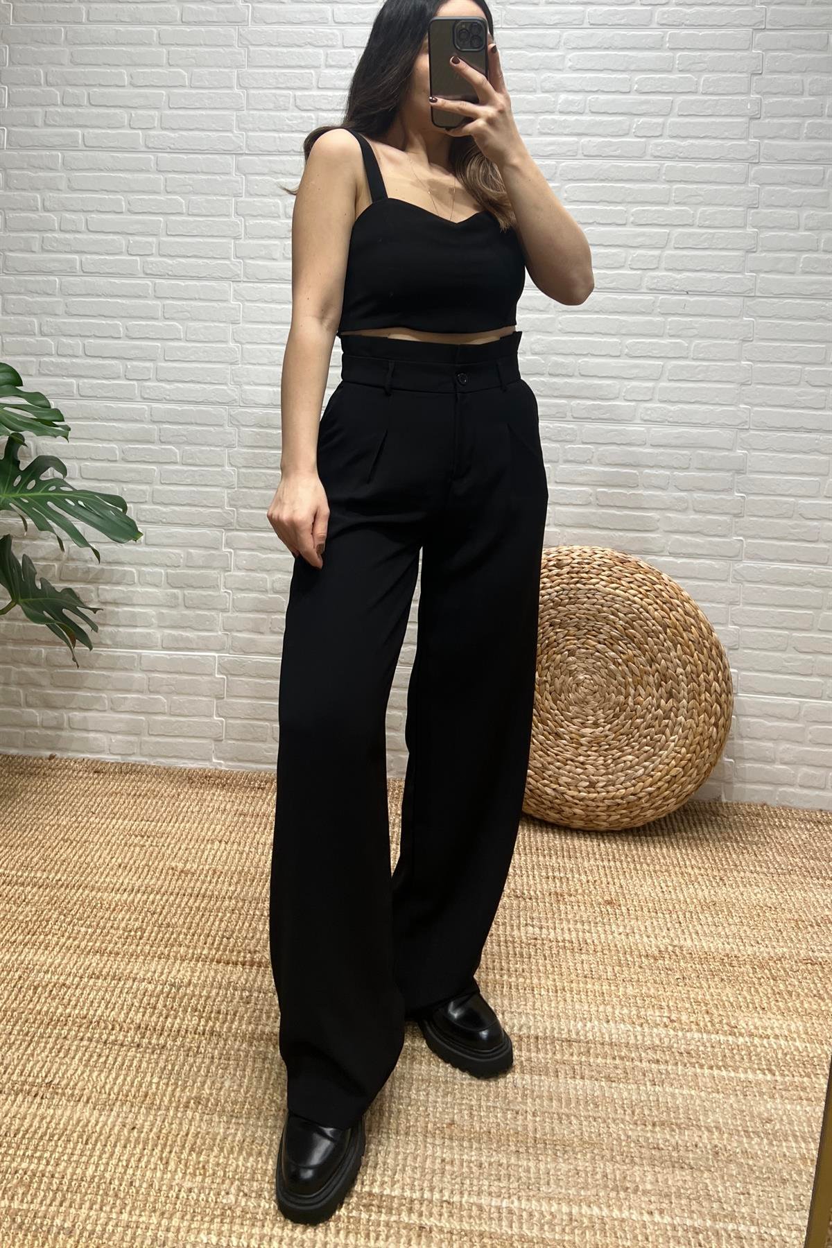 Siyah Askılı Büstiyer Pantolon Takım uygun fiyatlarda www.butikhola.com adresinde