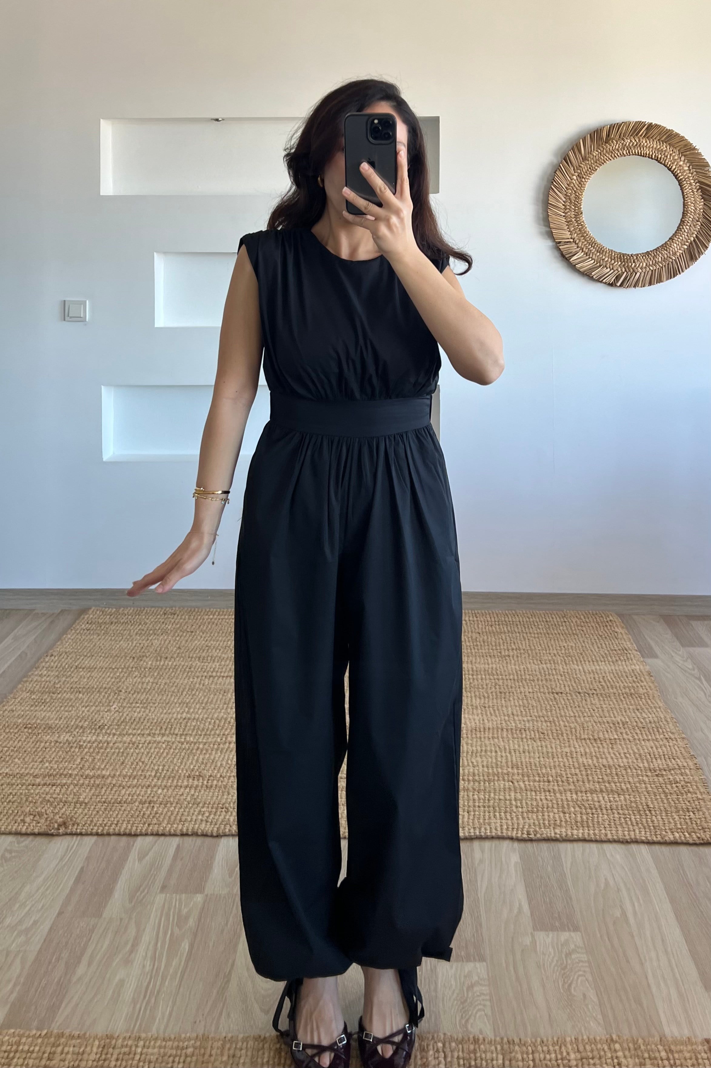 Siyah Beli Lastikli Tulum uygun fiyatlarda www.butikhola.com adresinde