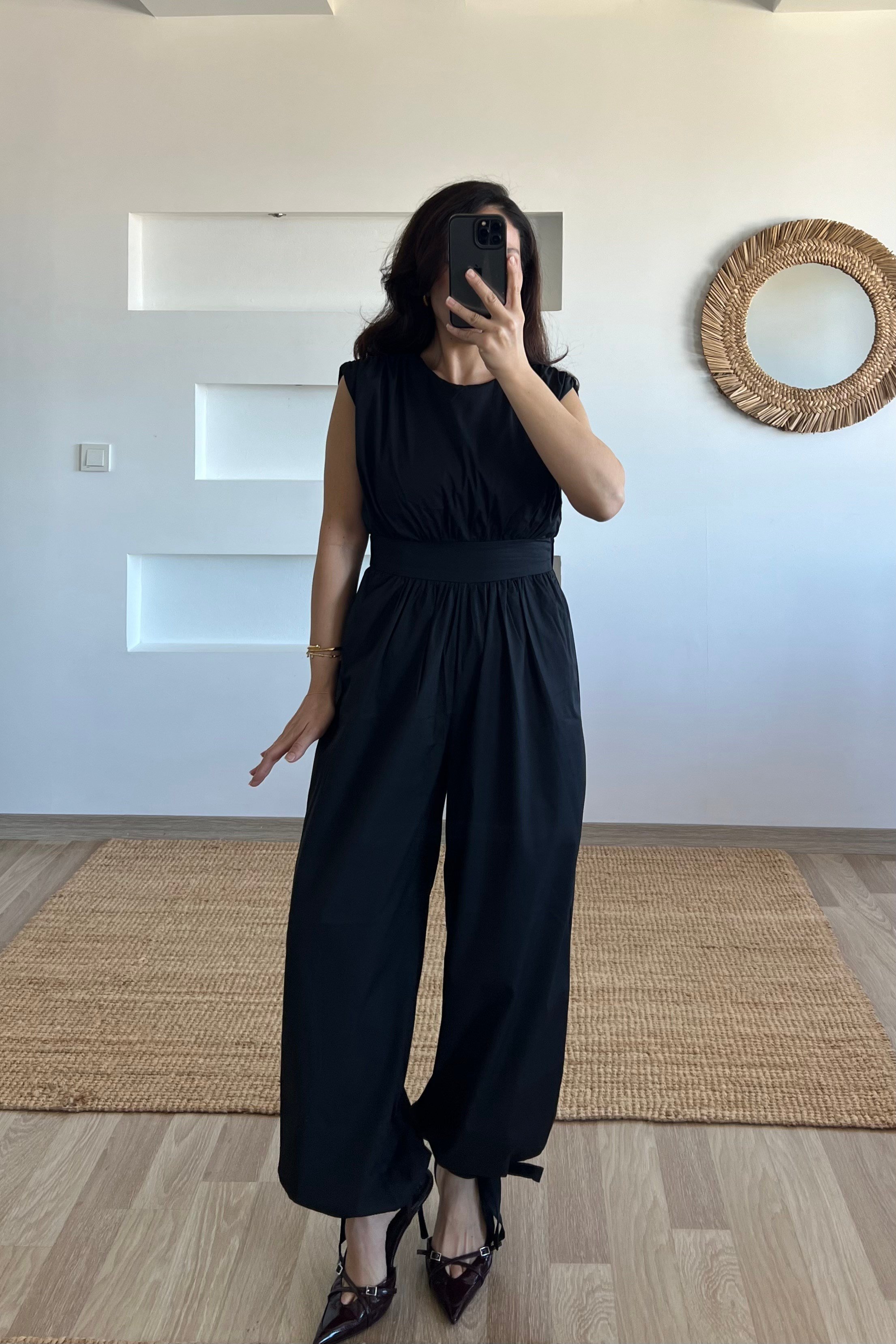 Siyah Beli Lastikli Tulum uygun fiyatlarda www.butikhola.com adresinde