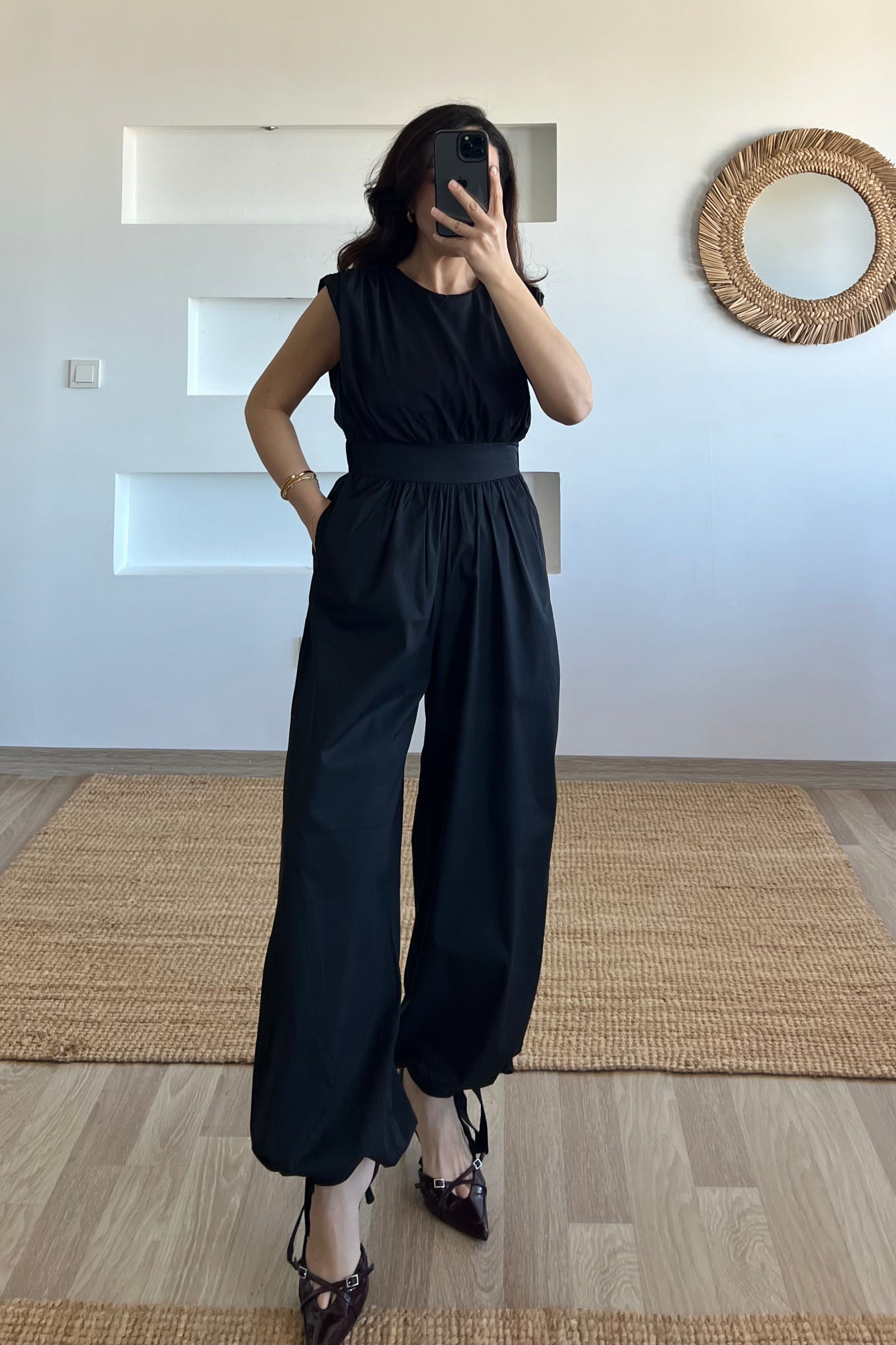 Siyah Beli Lastikli Tulum uygun fiyatlarda www.butikhola.com adresinde