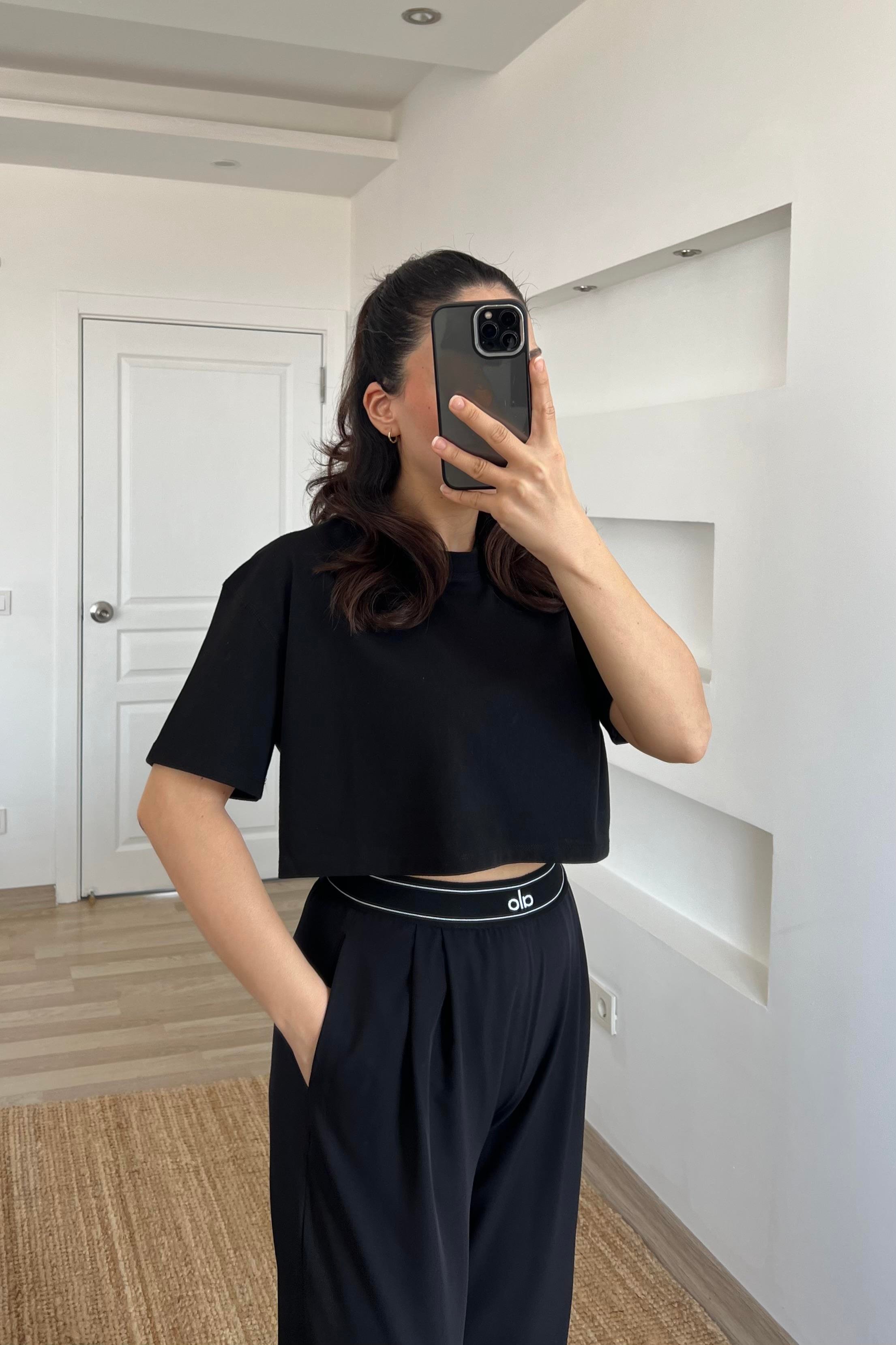Siyah Beli Logo Şeritli Trn Pantolon uygun fiyatlarda www.butikhola.com adresinde