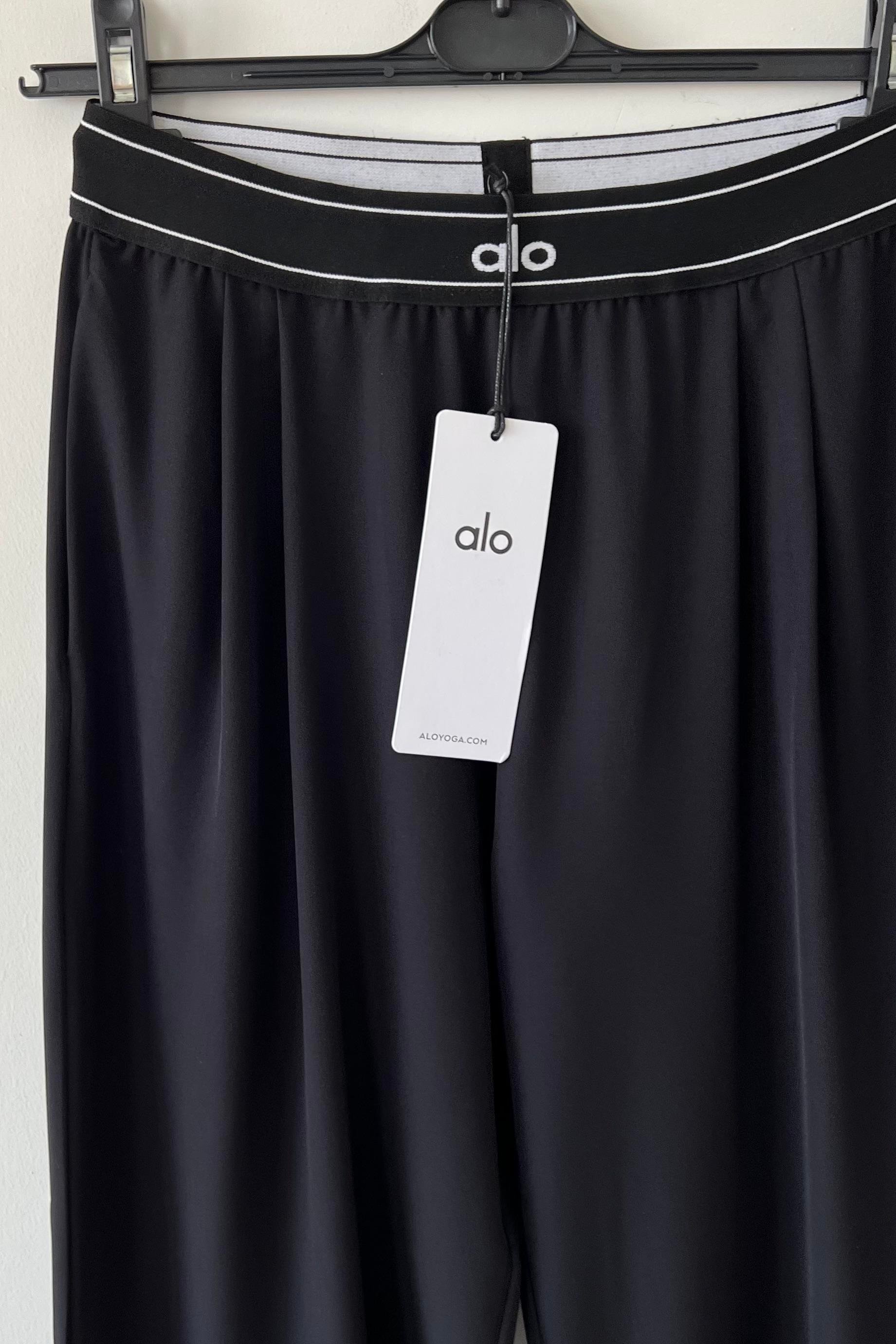 Siyah Beli Logo Şeritli Trn Pantolon uygun fiyatlarda www.butikhola.com adresinde