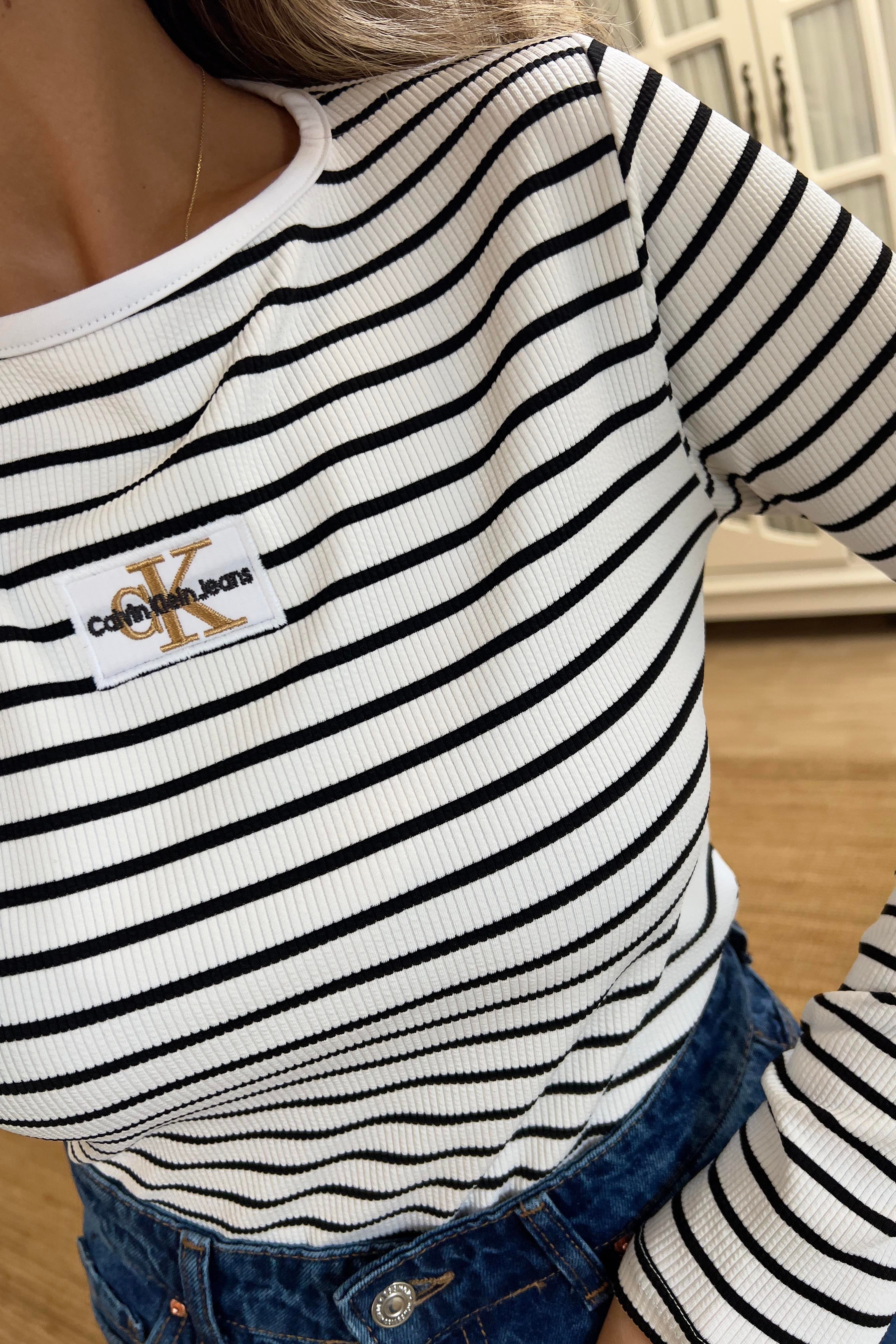 Siyah Beyaz Çizgili Logo Nakışlı İnce Sweatshirt uygun fiyatlarda www.butikhola.com adresinde