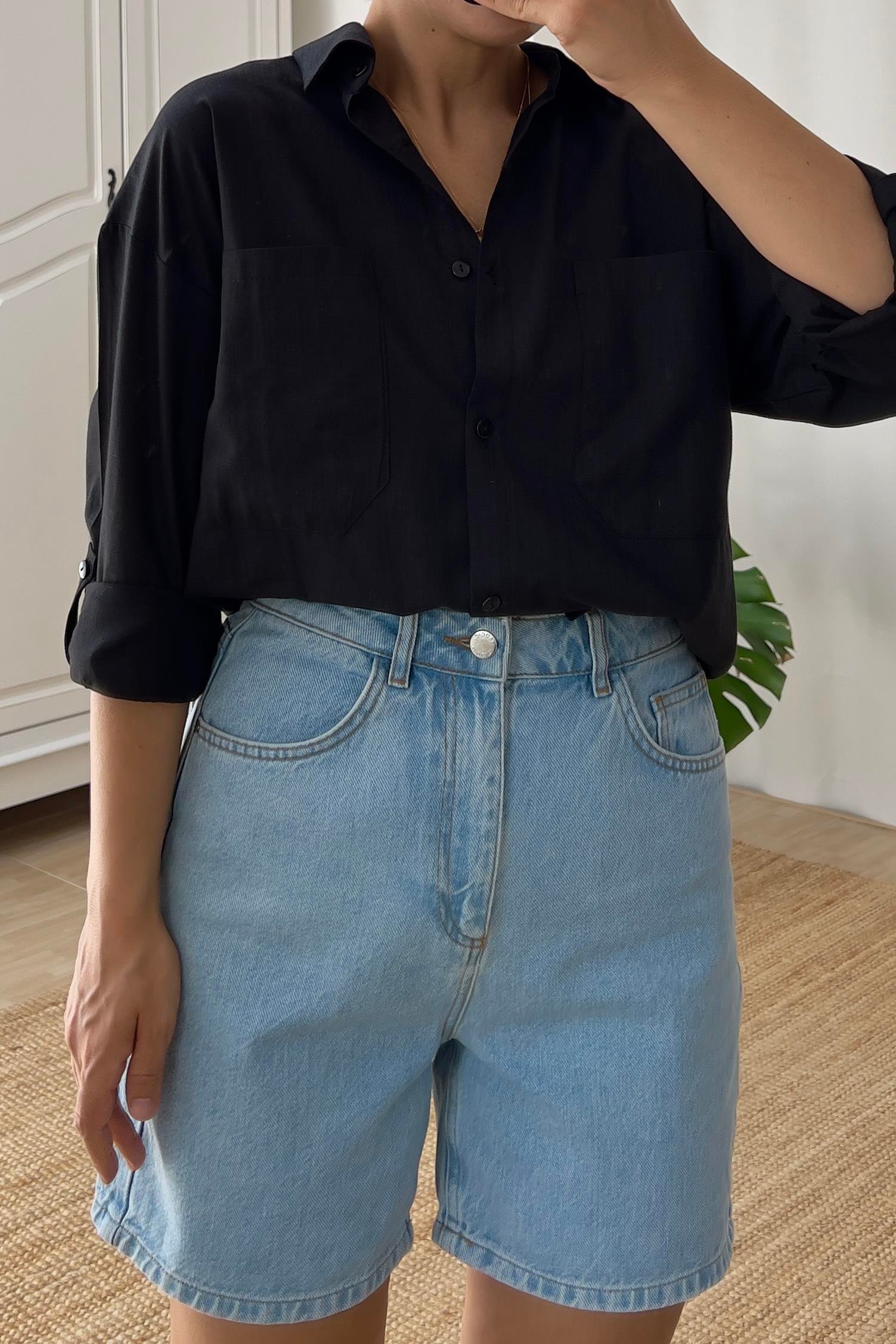 Siyah Çift Cep Detaylı Keten Gömlek  uygun fiyatlarda www.butikhola.com adresinde