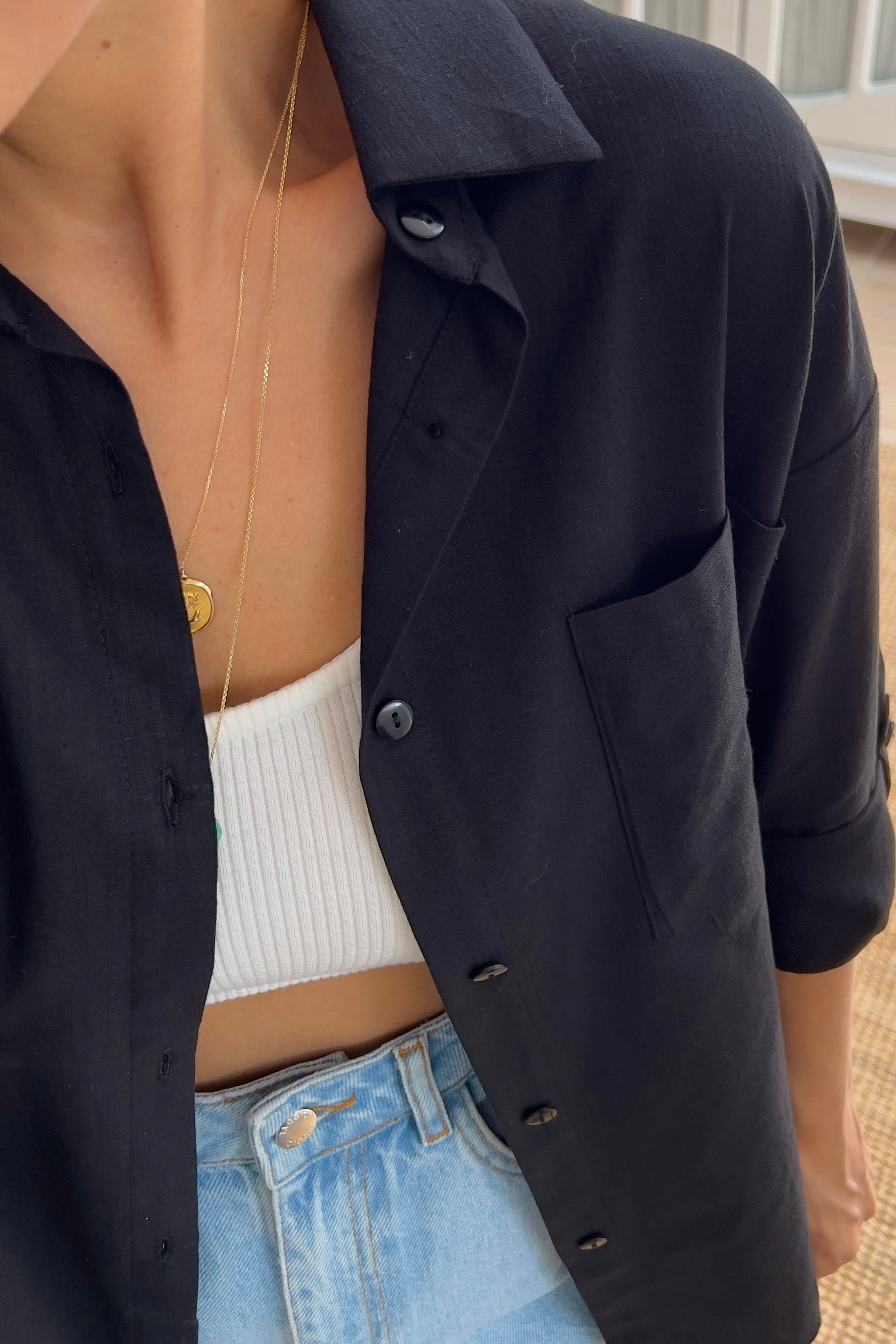 Siyah Çift Cep Detaylı Keten Gömlek  uygun fiyatlarda www.butikhola.com adresinde