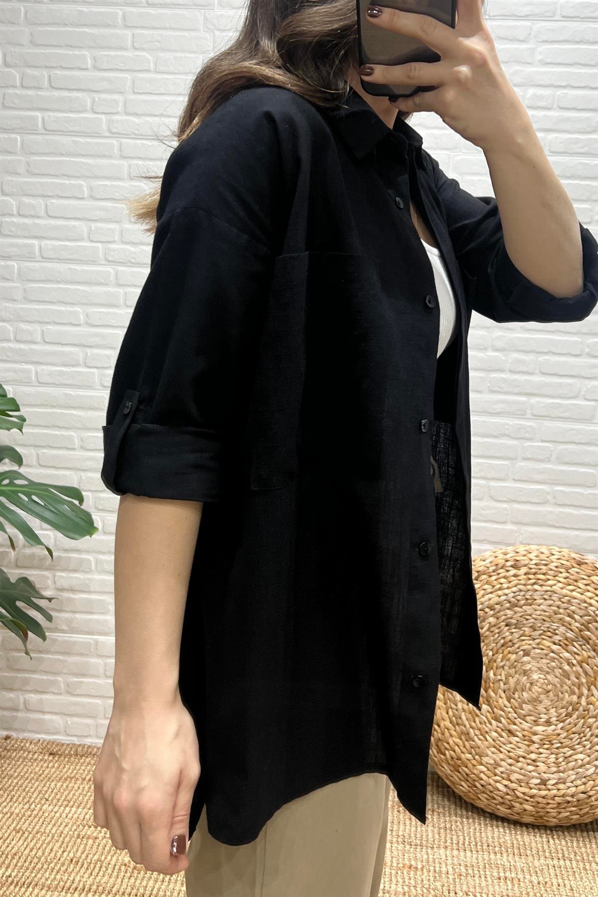 Siyah Çift Cep Kol Katlama Detaylı Keten Gömlek uygun fiyatlarda www.butikhola.com adresinde