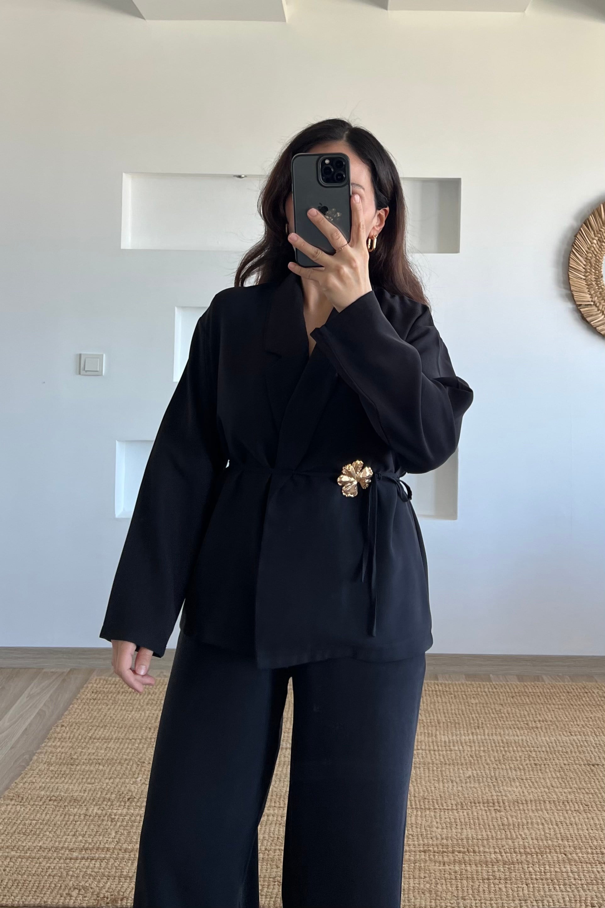 Siyah Çıkarılabilir Broşlu Kimono Pantolon Takım uygun fiyatlarda www.butikhola.com adresinde
