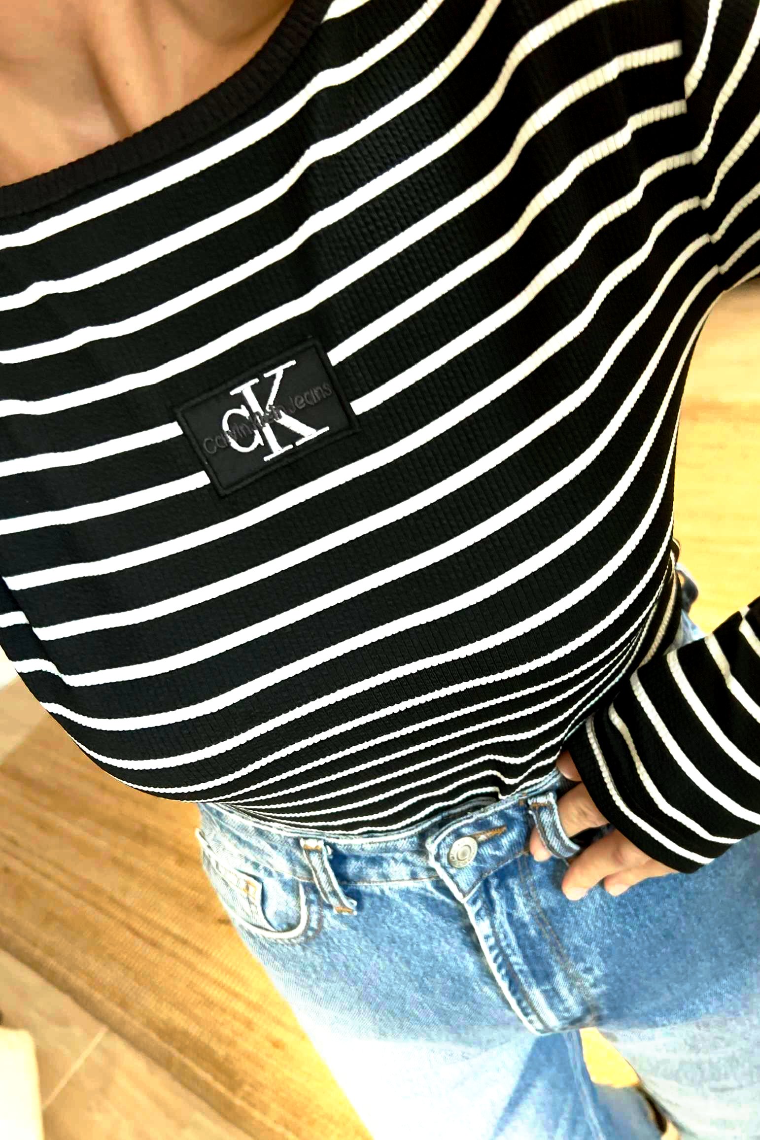 Siyah Çizgili Logo Nakışlı İnce Sweatshirt uygun fiyatlarda www.butikhola.com adresinde