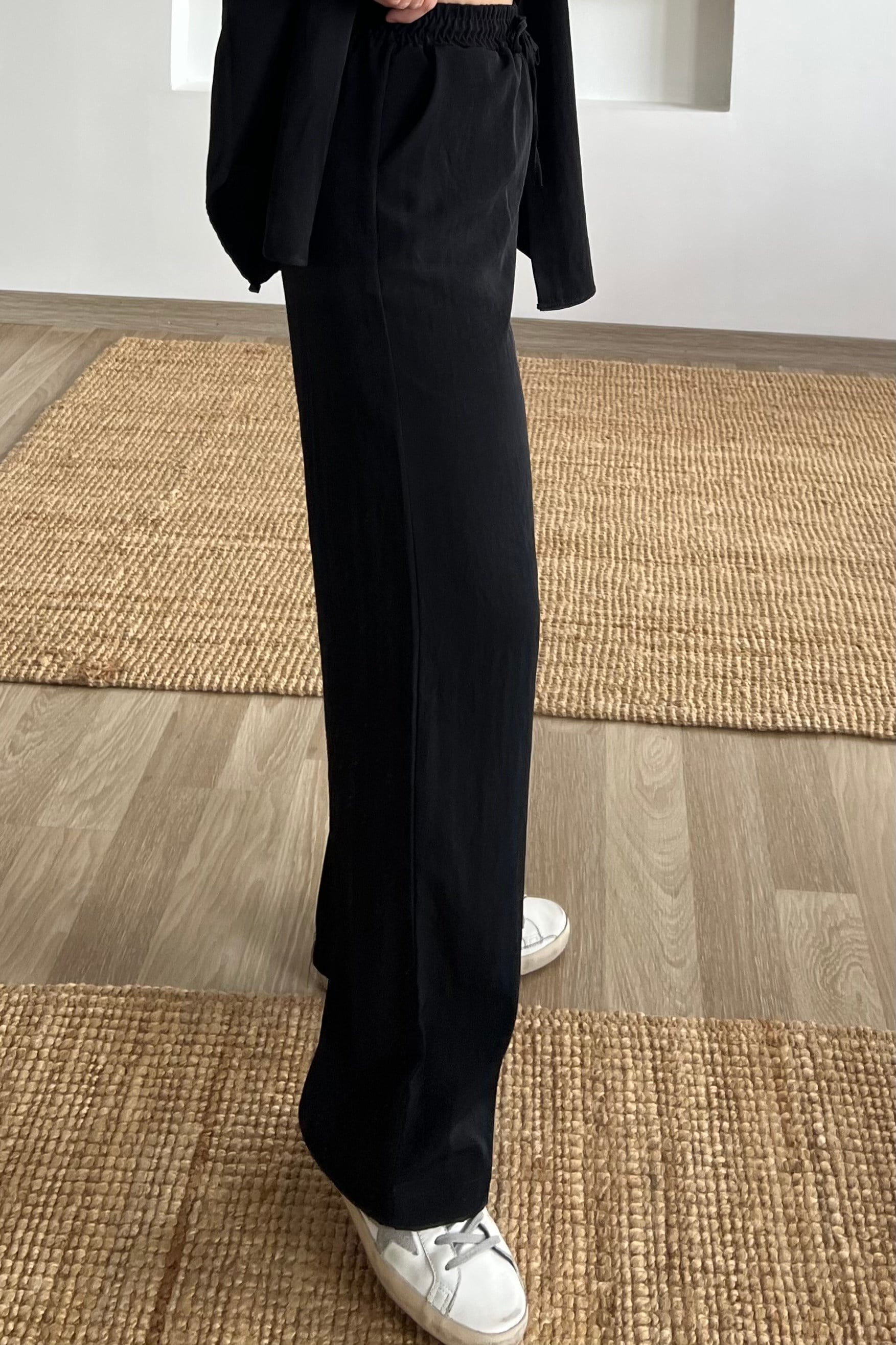 Siyah Gömlek Pantolon Takım uygun fiyatlarda www.butikhola.com adresinde