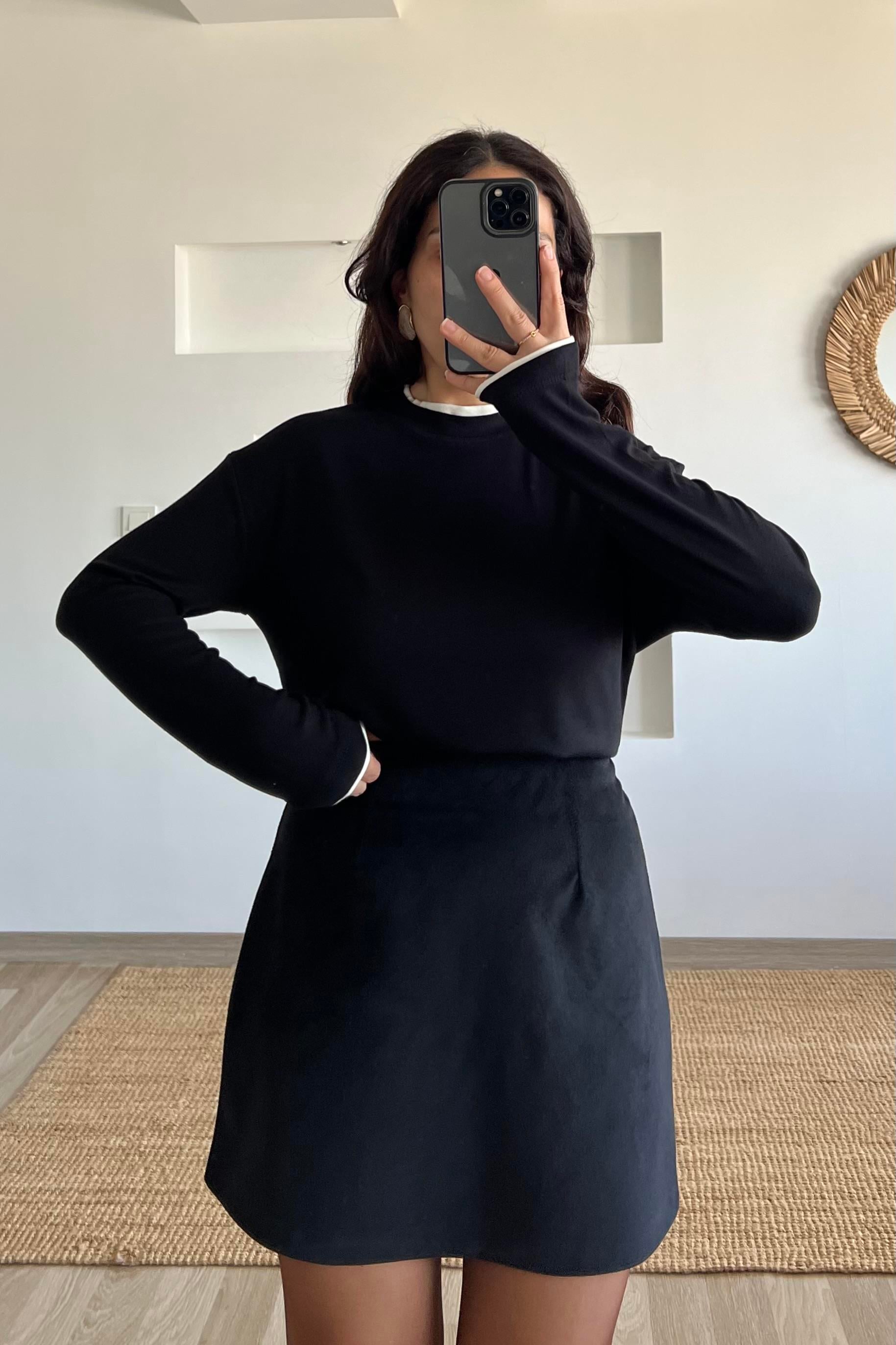 Siyah Kadife Mini Etek uygun fiyatlarda www.butikhola.com adresinde