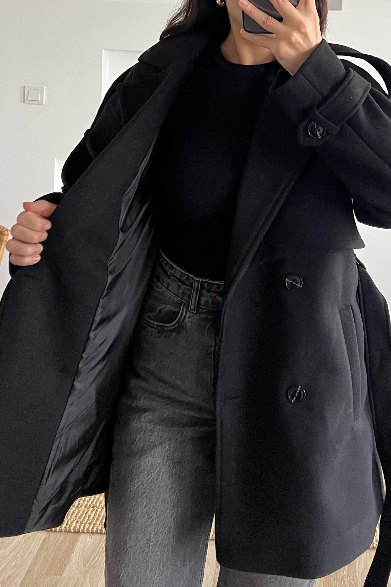 Siyah Kuşaklı Ara Boy Kaşe Kaban uygun fiyatlarda www.butikhola.com adresinde