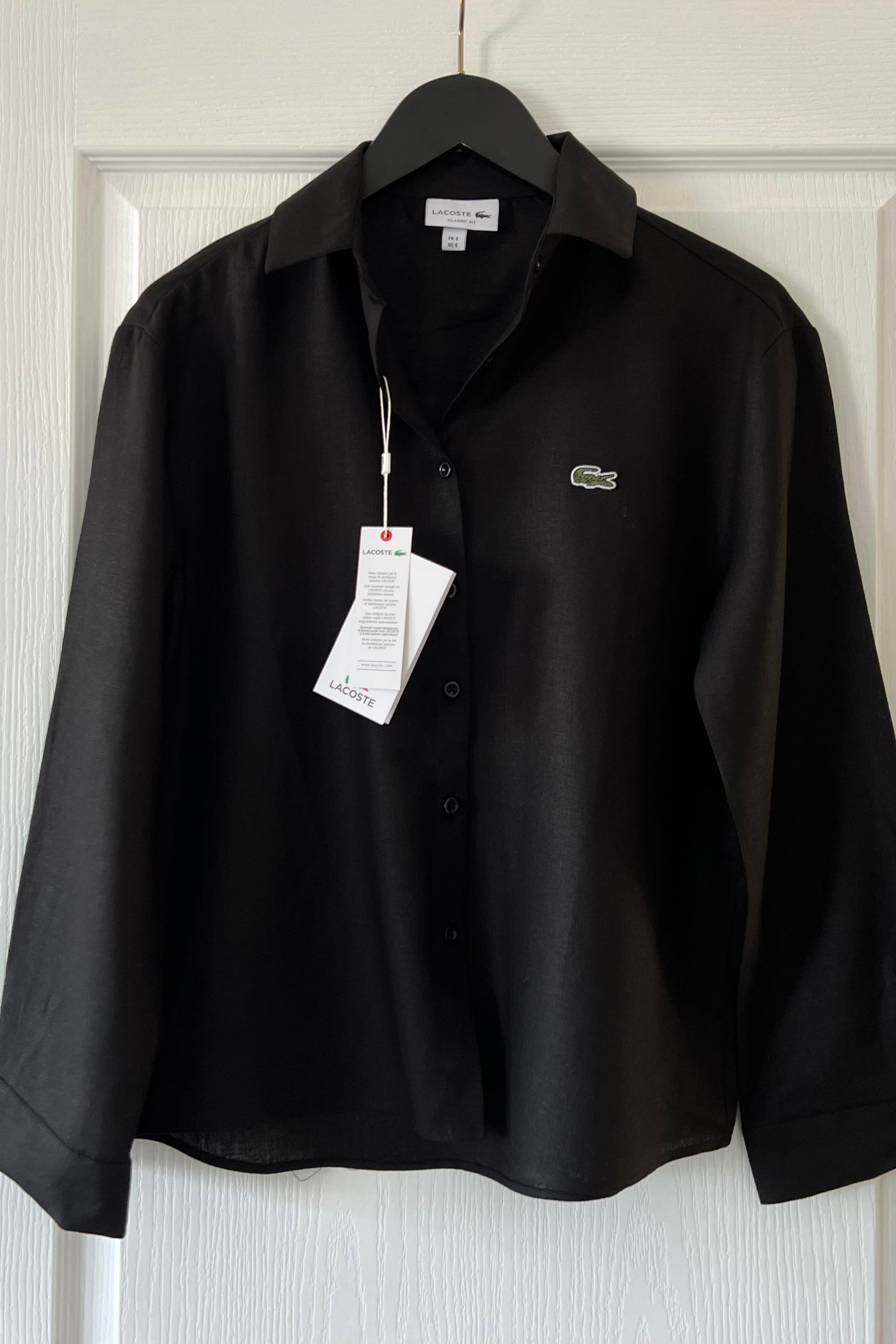 Siyah Logo Nakışlı Ham Keten Gömlek uygun fiyatlarda www.butikhola.com adresinde