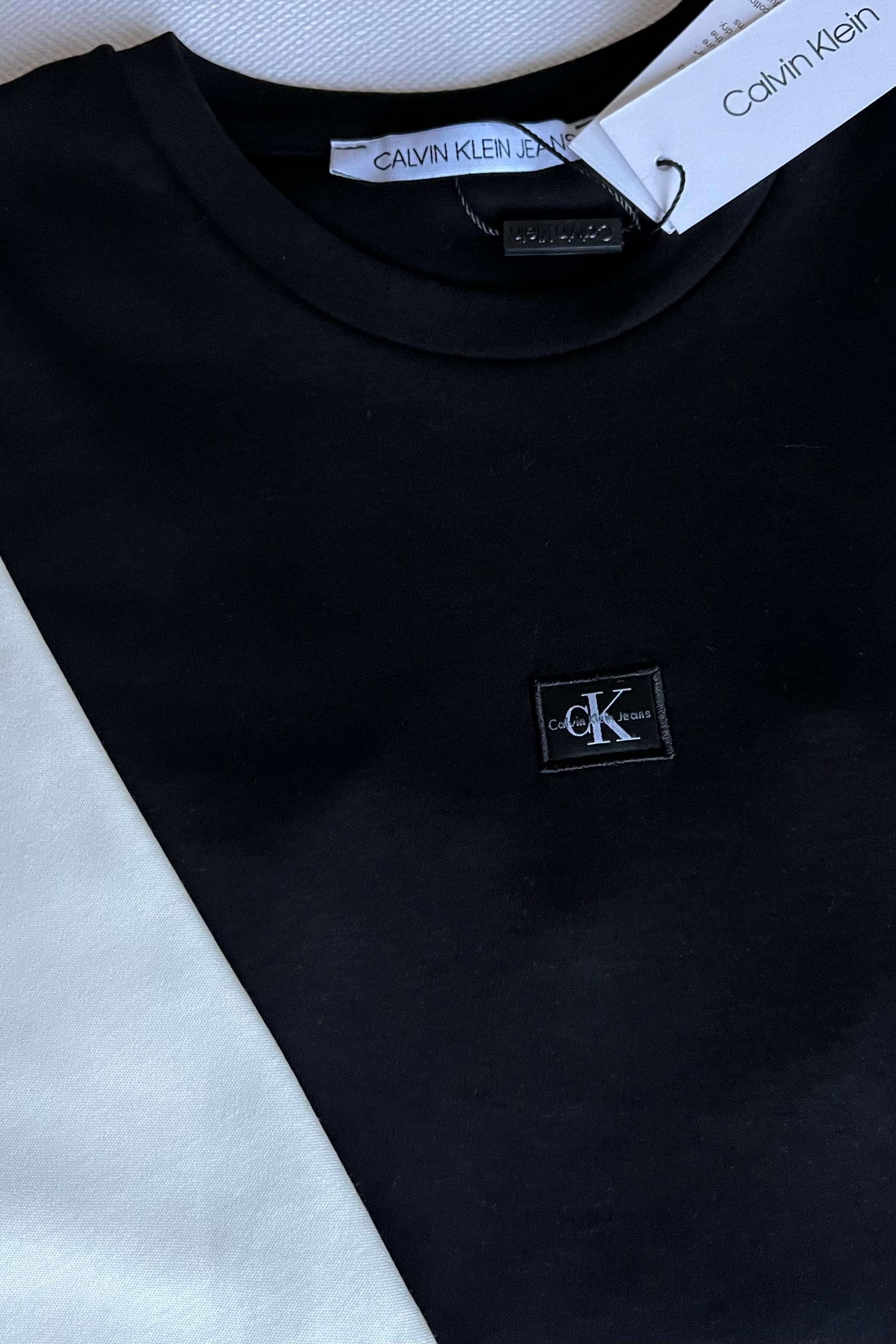 Siyah Logo Nakışlı Uzun Kol Bluz uygun fiyatlarda www.butikhola.com adresinde