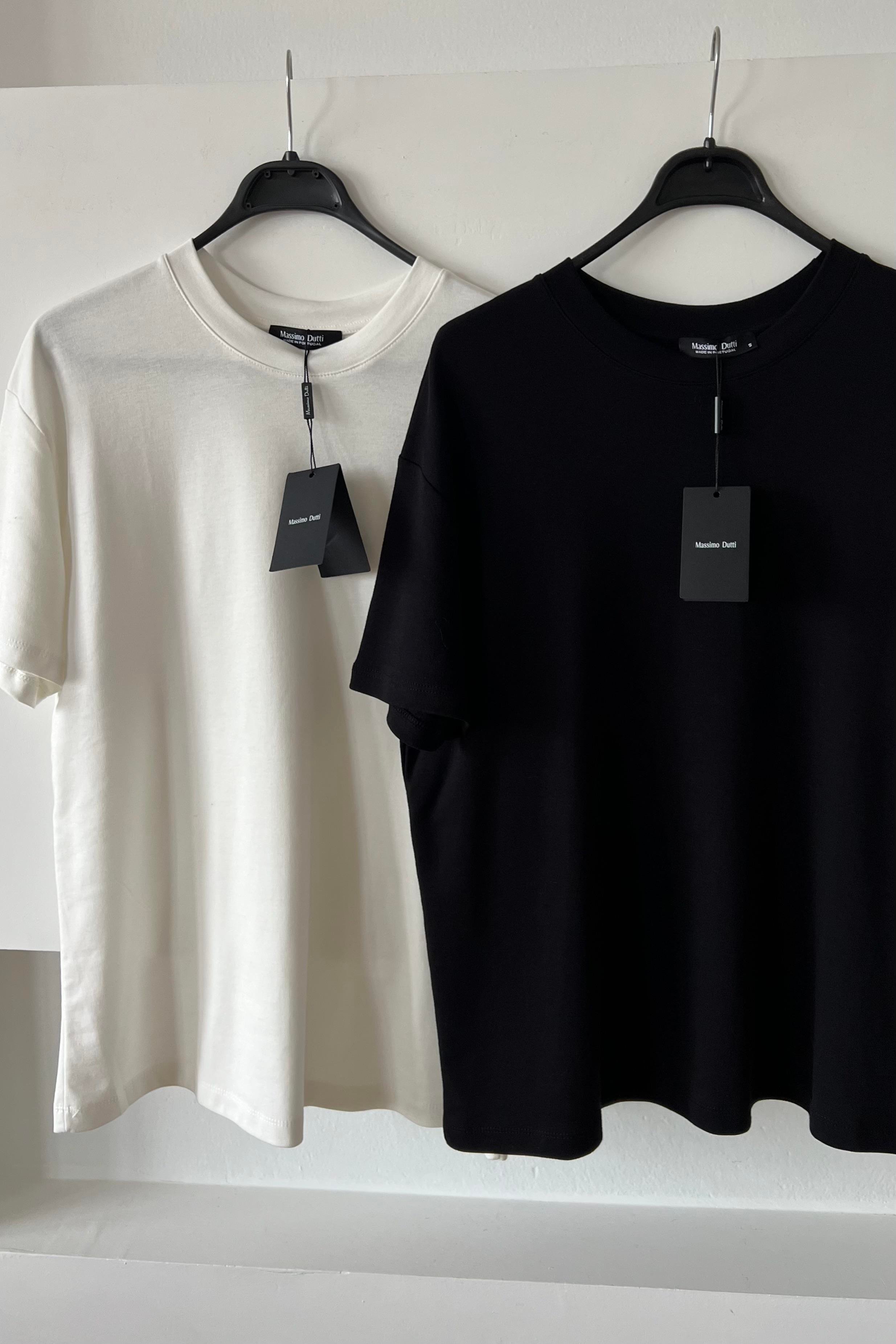 Siyah Organik Pamuklu Oversize Basic Tshirt uygun fiyatlarda www.butikhola.com adresinde