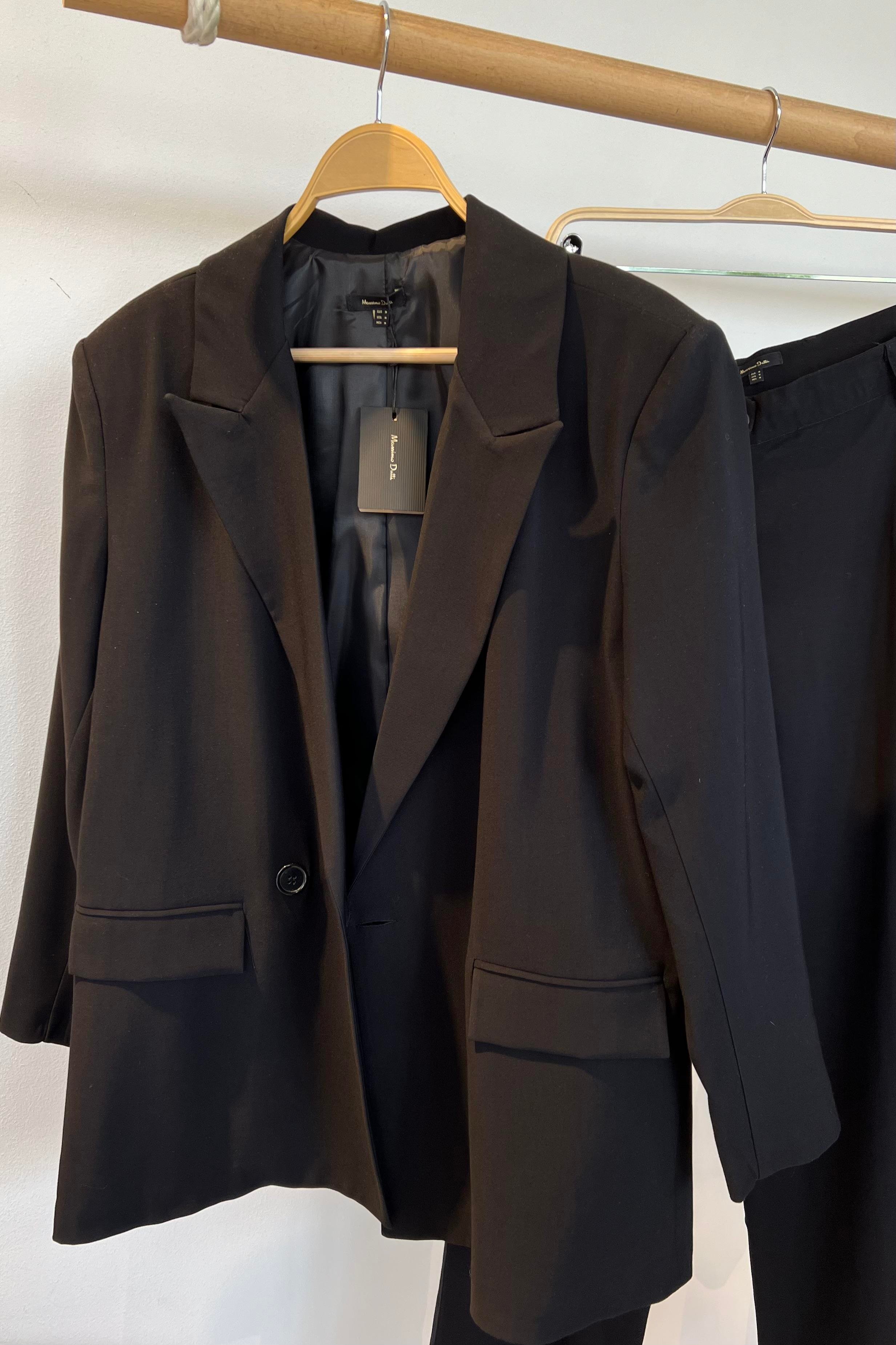 Siyah Premium Blazer ve Pantolon Takım uygun fiyatlarda www.butikhola.com adresinde