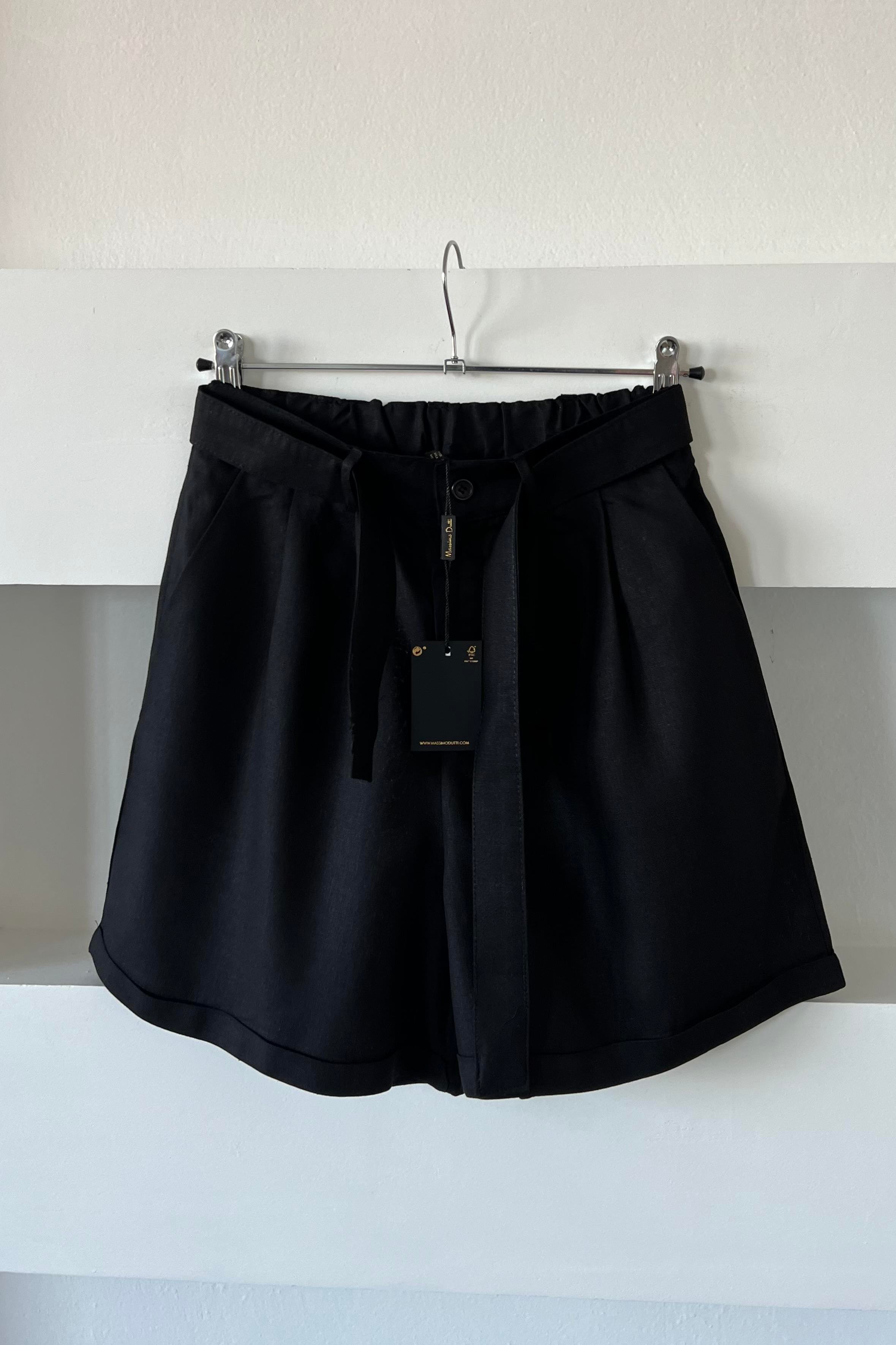 Siyah Şehir Boy Ham Keten Şort uygun fiyatlarda www.butikhola.com adresinde